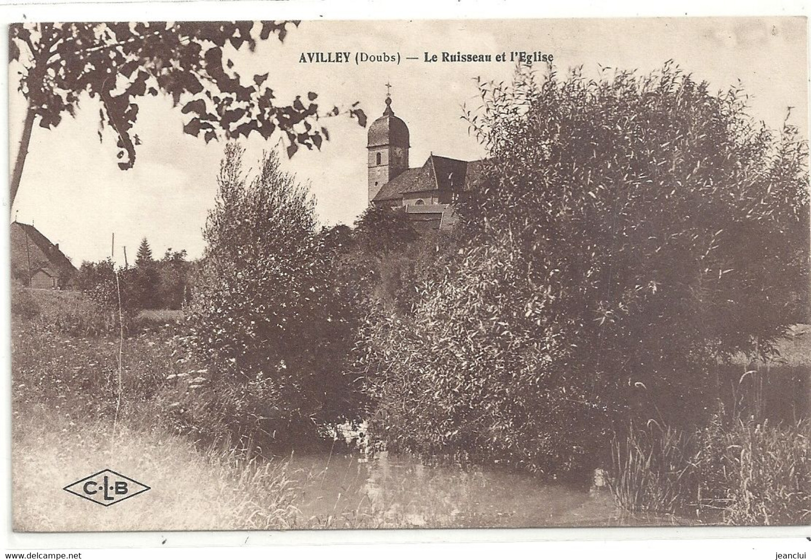 AVILLEY . LE RUISSEAU ET L'EGLISE  .  CARTE NON ECRITE - Altri & Non Classificati