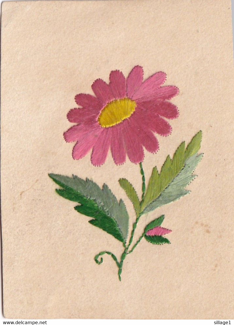 Fleur Brodée Ancienne -  Recto-Verso De 8cms X 6cms Sur Carton - Rare - Laine