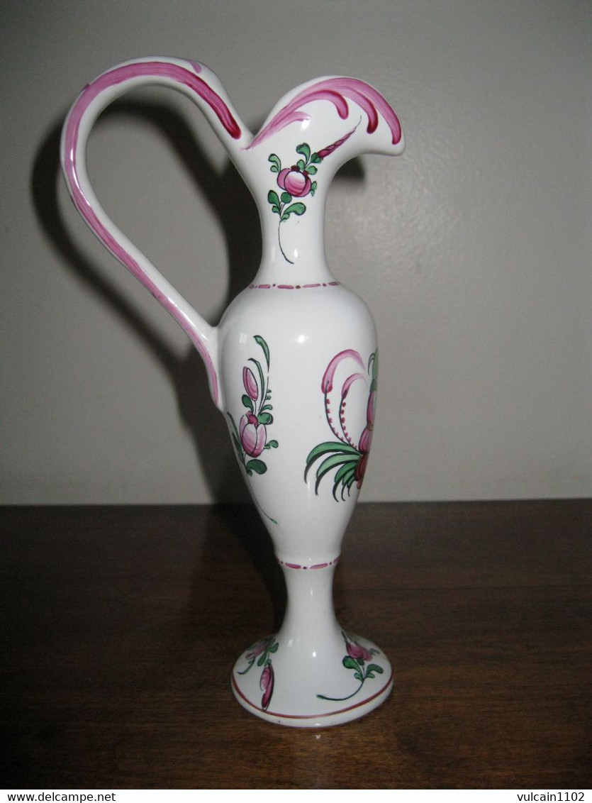 PETITE AIGUIERE- OBJET DE VITRINE - DECOR AU CHINOIS - FAIENCE DE L'EST - Est (FRA)