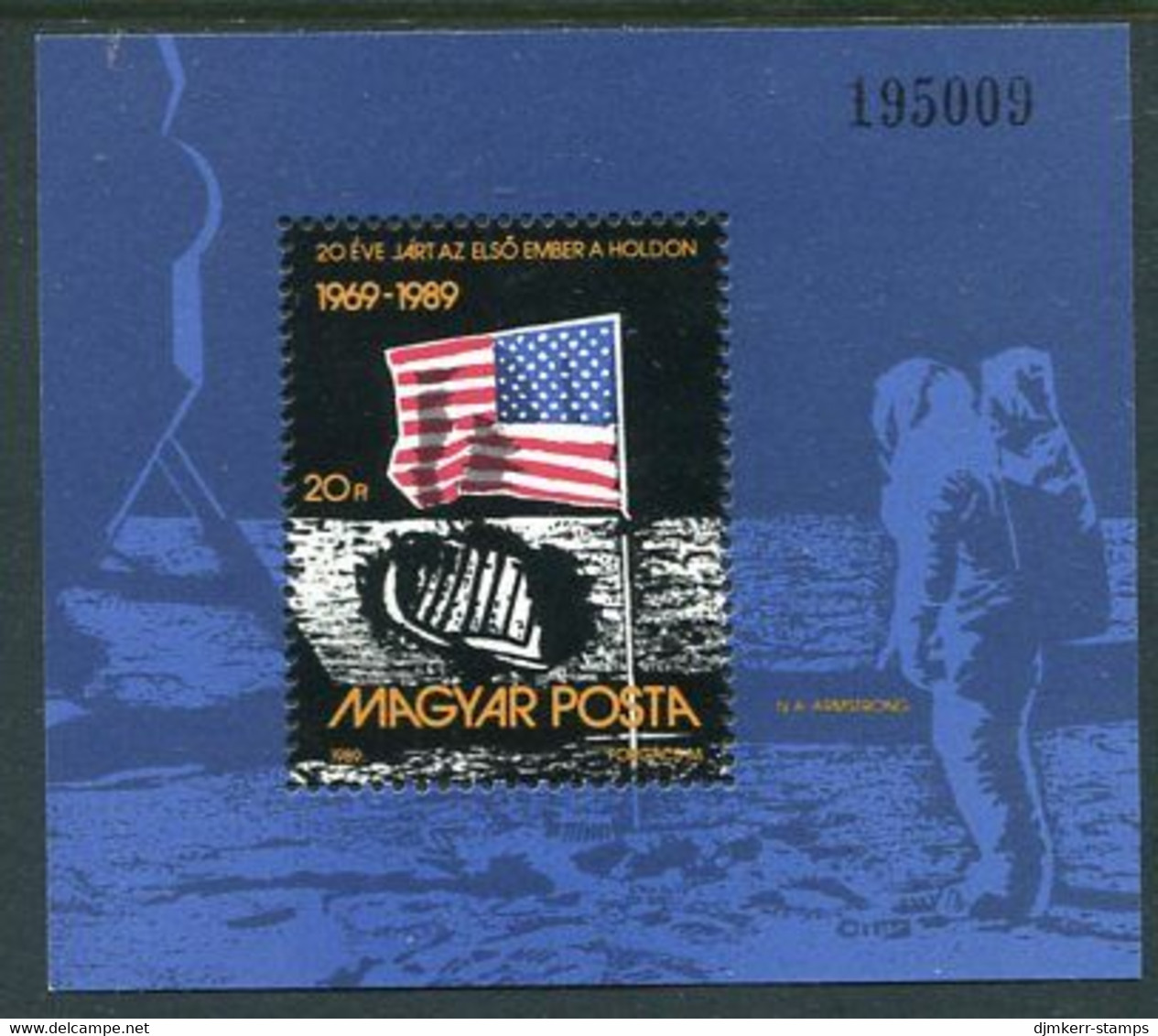 HUNGARY 1989 Moon Landing Anniversary Block MNH / **.  Michel Block 204 - Unused Stamps