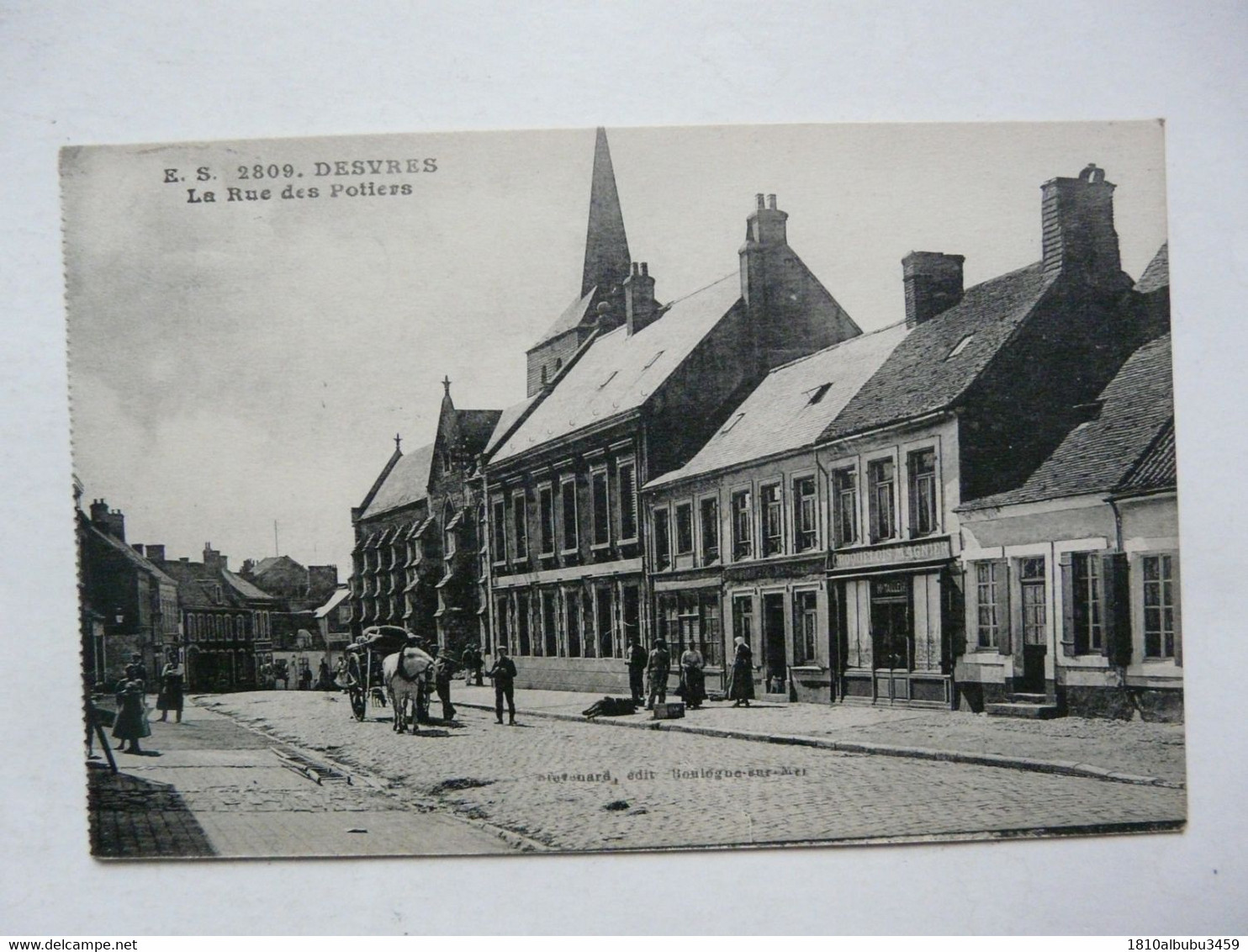 CPA 62 PAS DE CALAIS - DESVRES : La Rue Des Potiers - Scène Animée - Desvres