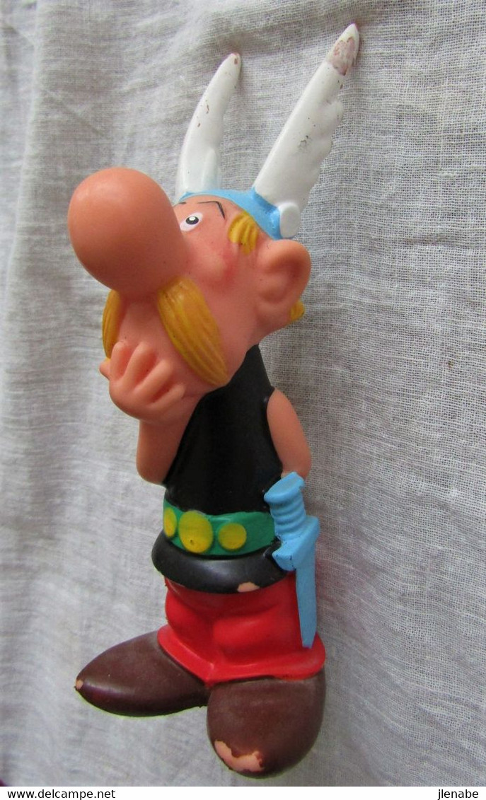 Pouet ASTERIX Dargaud 1967 - Little Figures - Plastic