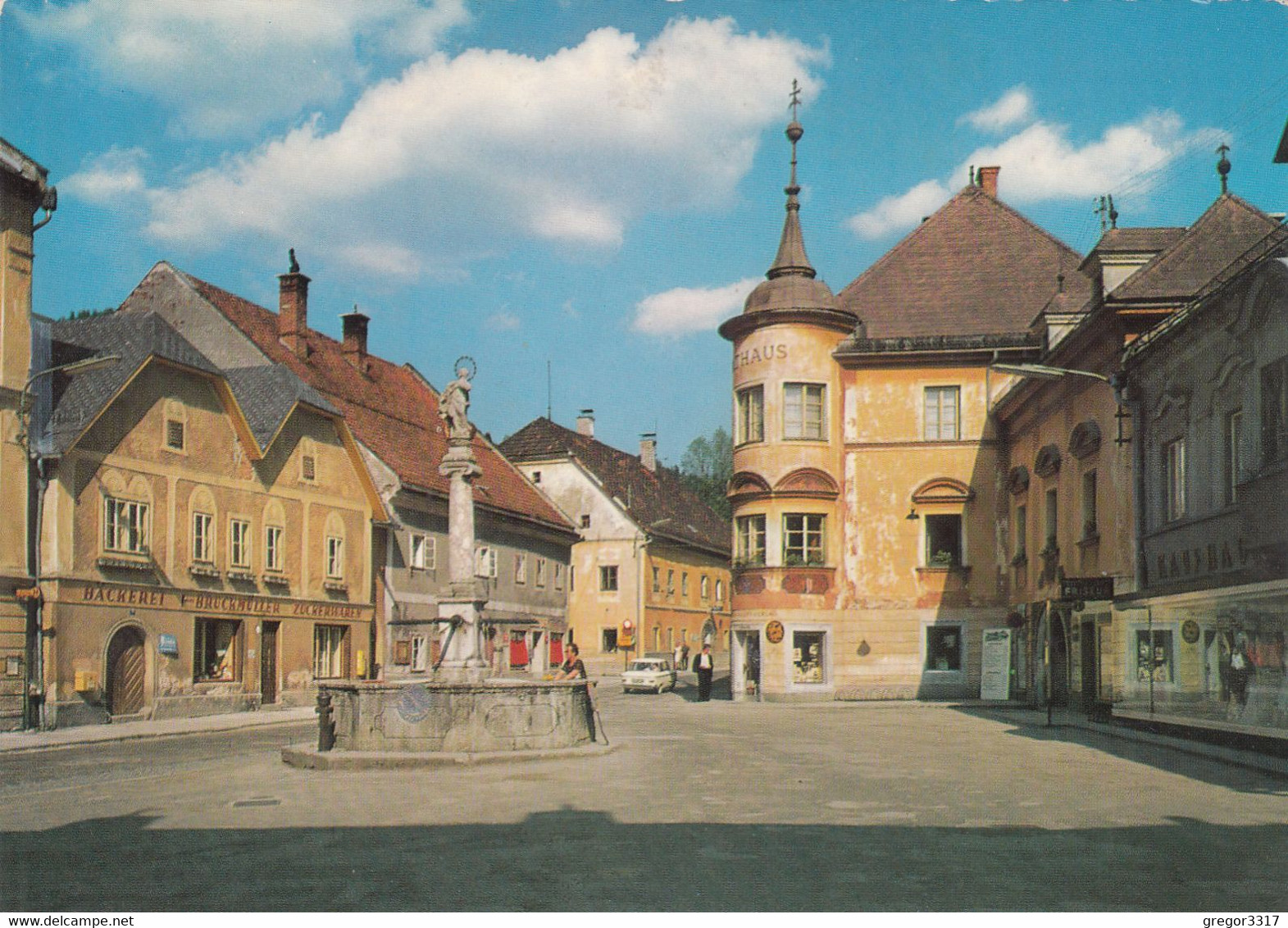 4953) WINDISCHGARTEN - OÖ - Marktplatz - Echte Farbaufnahme - Bäckerei BRUCKMÜLLER - U. Altes AUTO - Windischgarsten