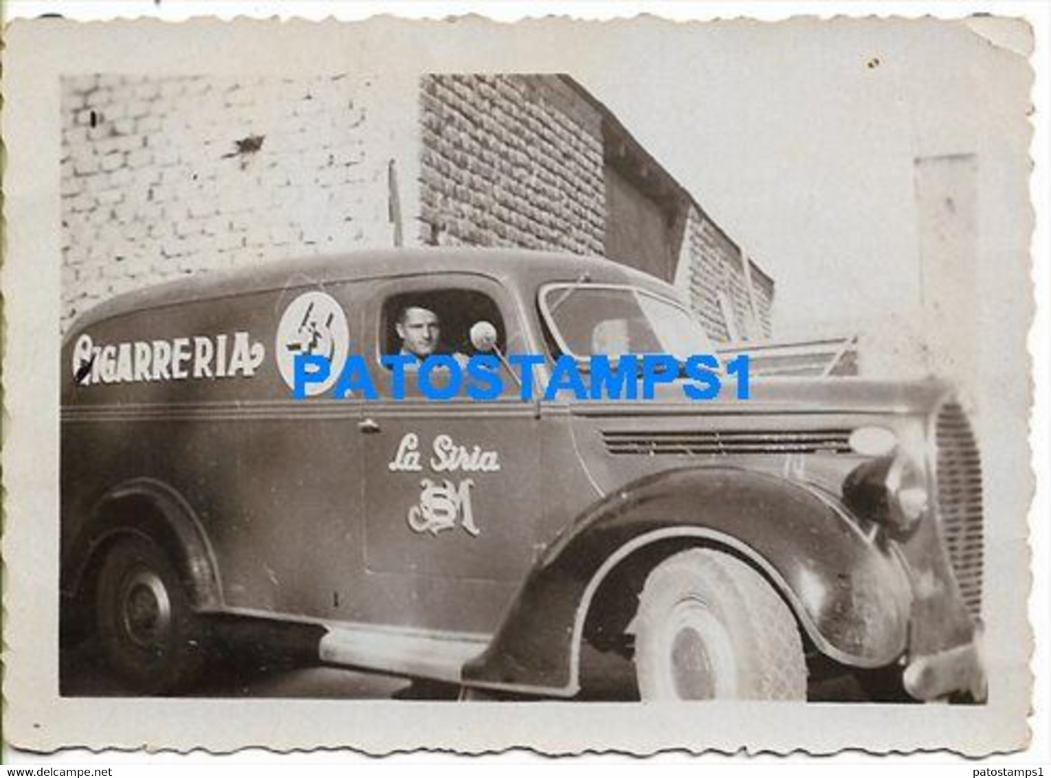 160495 ARGENTINA AUTOMOBILE OLD TRUCK CAMION CIGARRERIA AND MAN'S 9 X 6.5 CM PHOTO NO POSTAL POSTCARD - Argentine