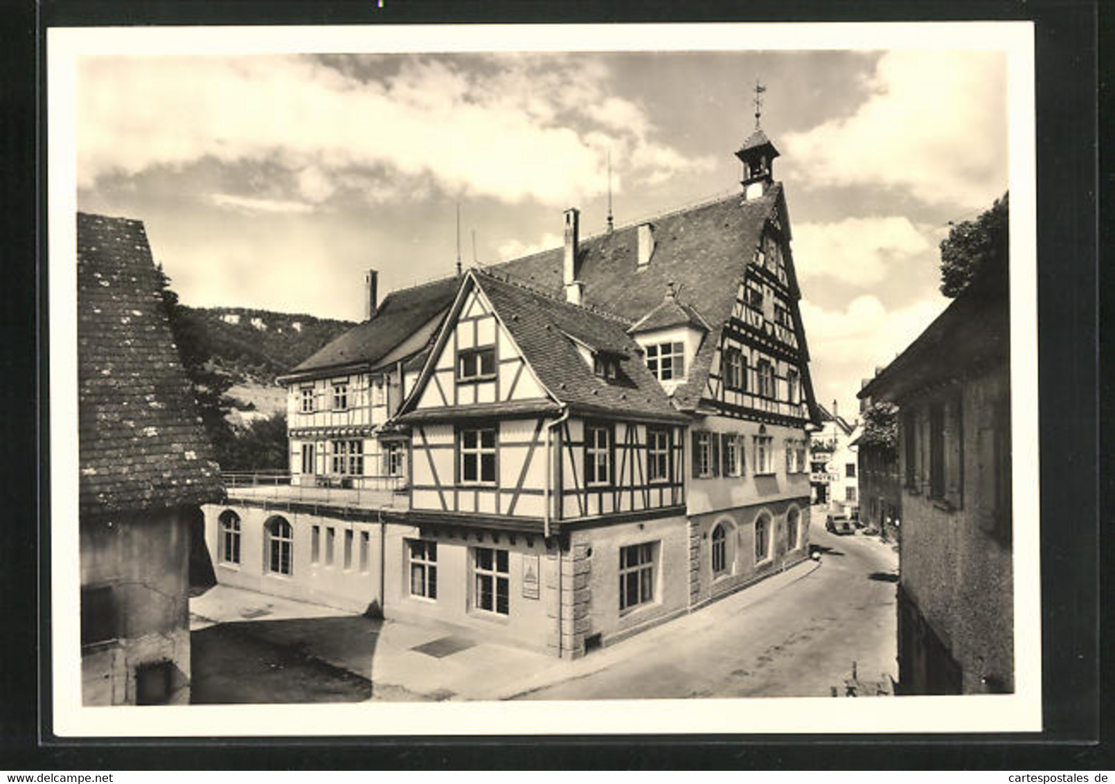 AK Bad Überkingen, Strassenpartie Am Bad-Hotel - Bad Ueberkingen