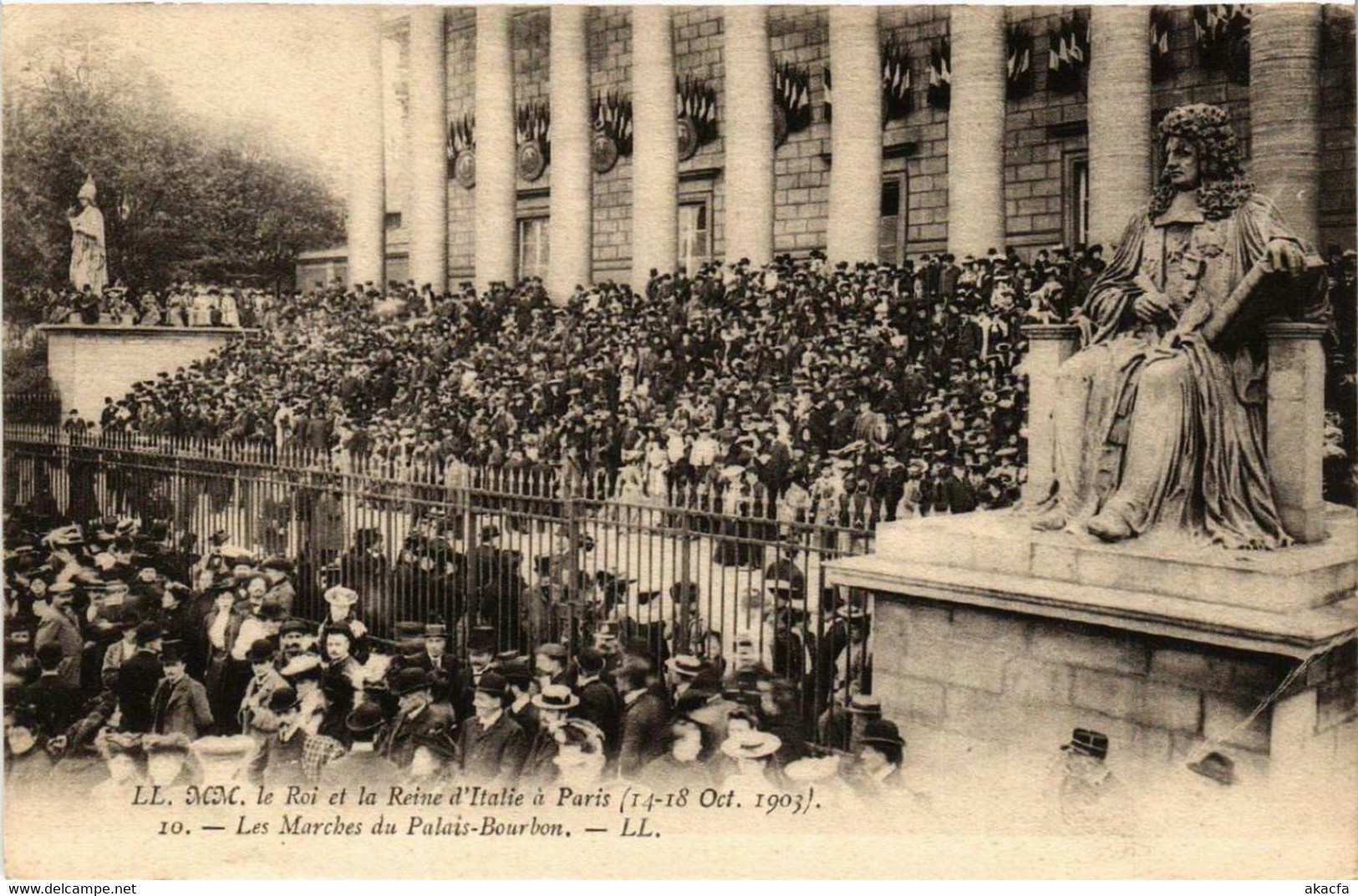 CPA PARIS LL MM Le Roi Et La Reine D'Italie Marches Du Palais Bourbon (563002) - Receptions