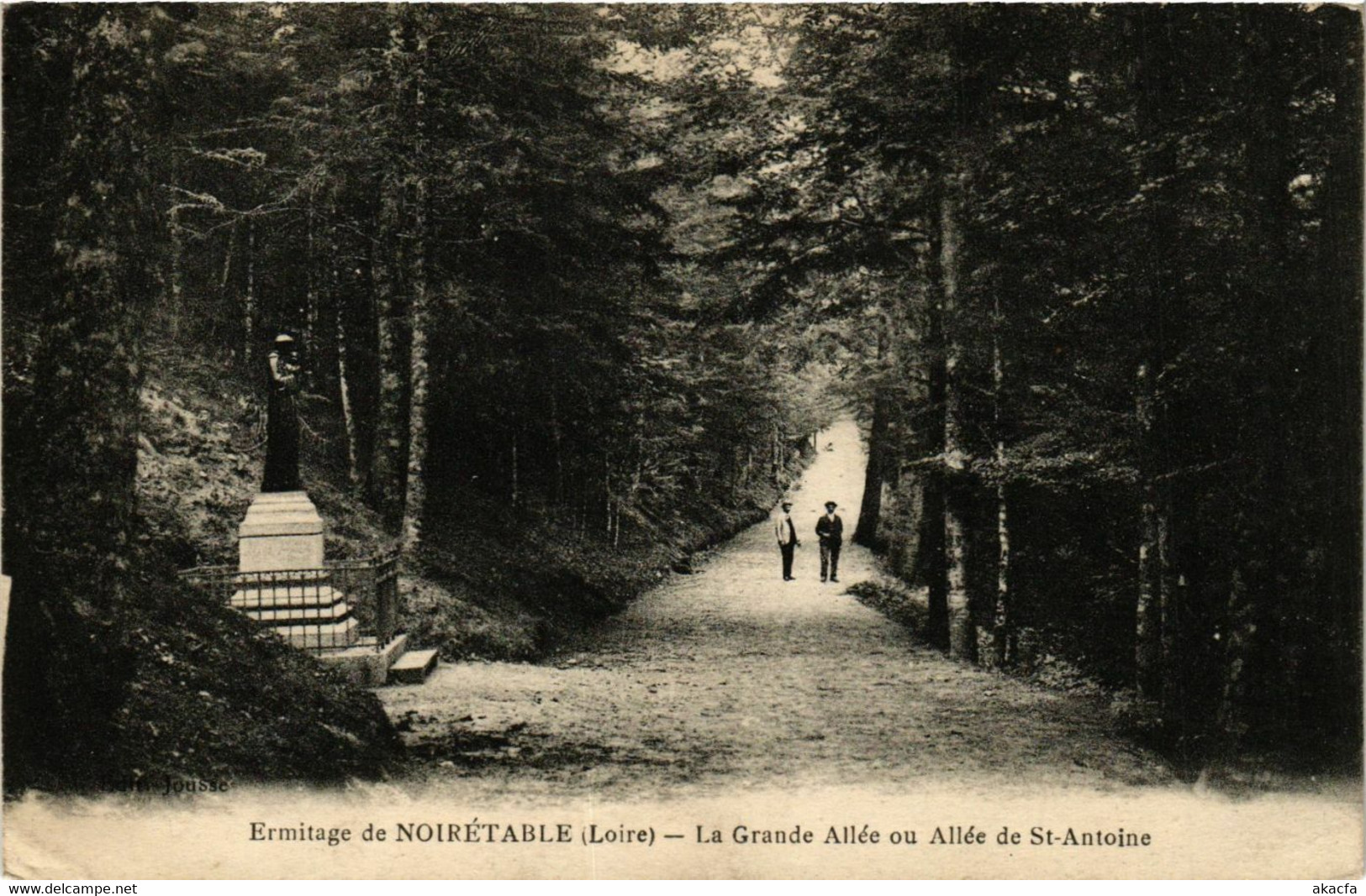 CPA NOIRETABLE - La Grande Allée Ou Allée De St-Antoine (578525) - Noiretable