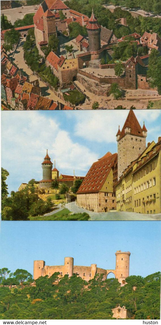 LOT DE 140 CARTES DE CHATEAUX ETRANGERS - 100 - 499 Postales