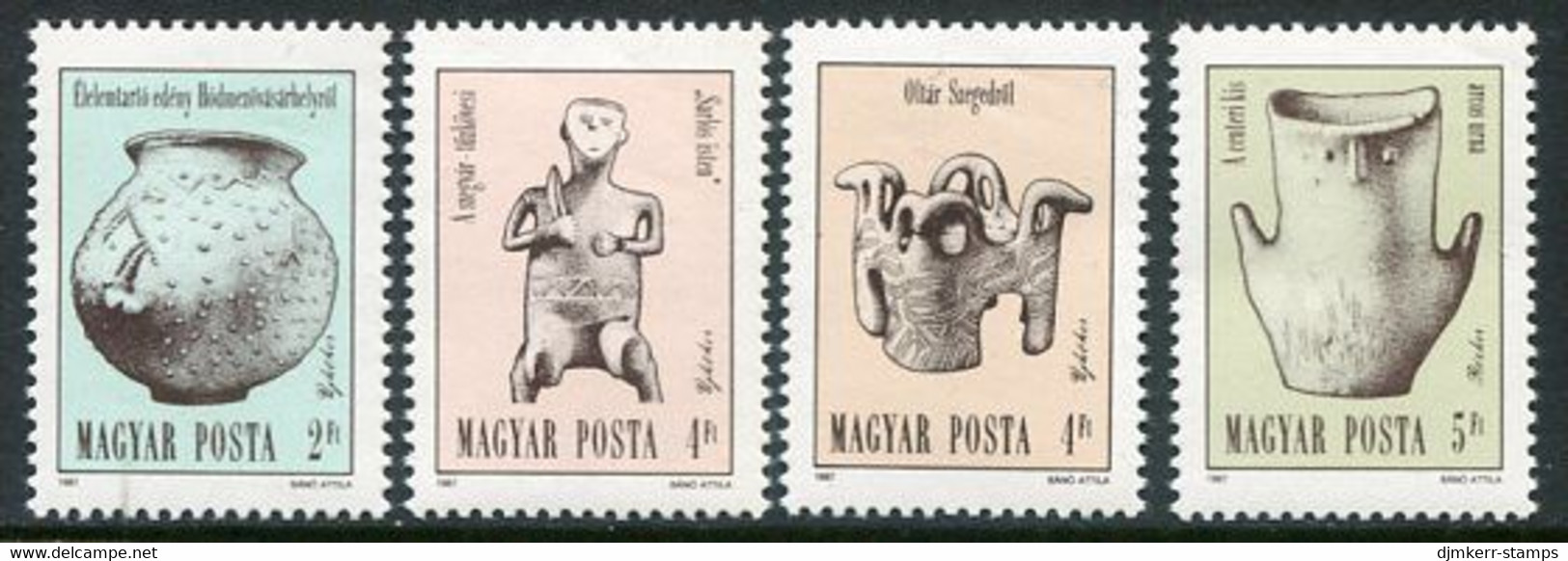 HUNGARY 1987 Archeological Finds MNH / **.  Michel 3891-94 - Unused Stamps