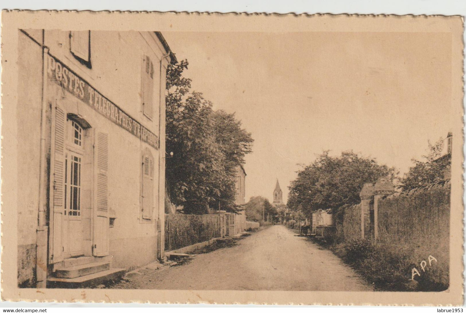 La Barthe De Neste - Rue De L'Eglise ; La Poste .  (E.5214) - La Barthe De Neste