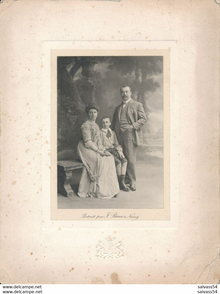 Photographie (14 X 10 Cm) : Portrait De Louis MOREAU Et Sa Famille - Maire De Vézelise Et Brasseur (Ca 1910) - Vezelise