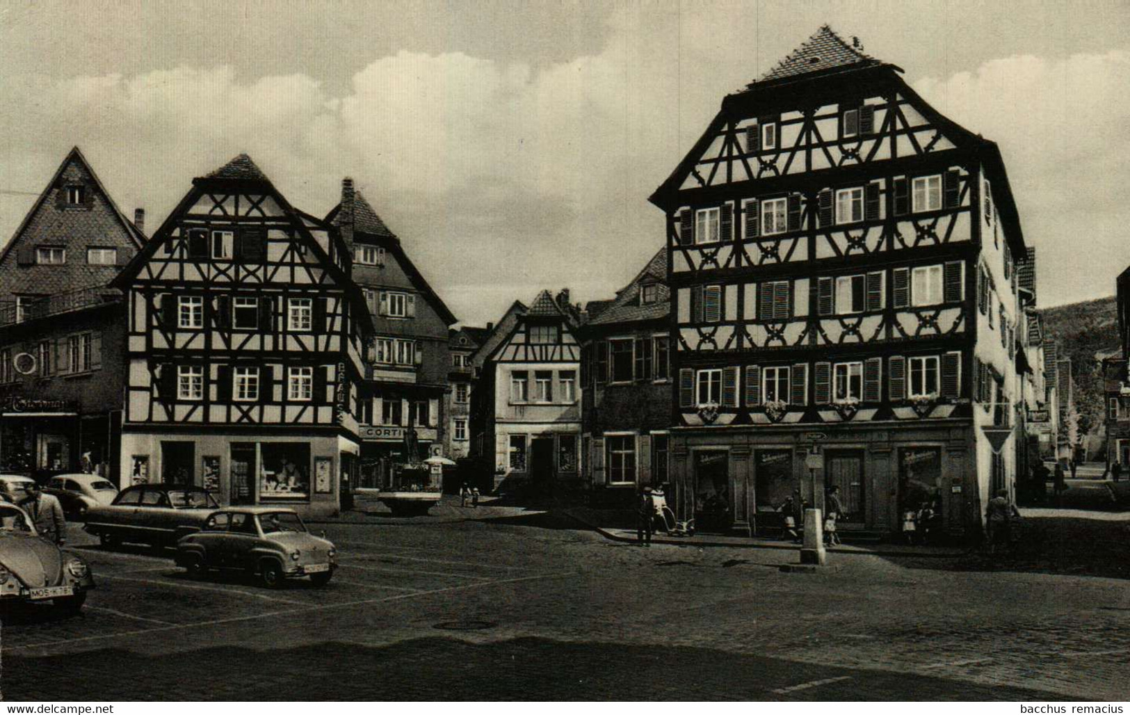 MOSBACH Im Badischen Neckartal   Am Marktplatz - Mosbach