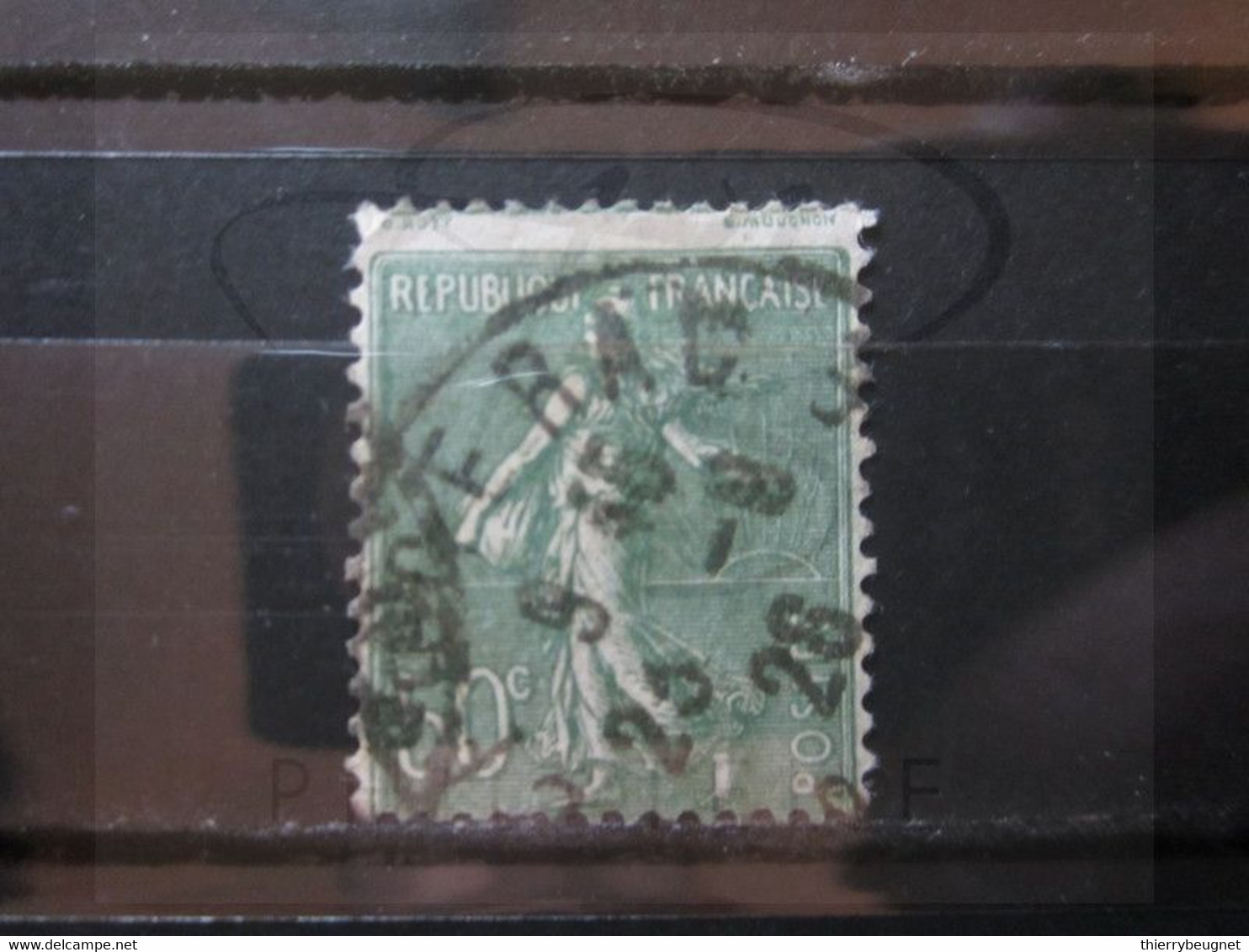 VEND BEAU TIMBRE DE FRANCE N° 198 , PIQUAGE DECALE , OBLITERATION " BERGERAC " !!! - Gebraucht