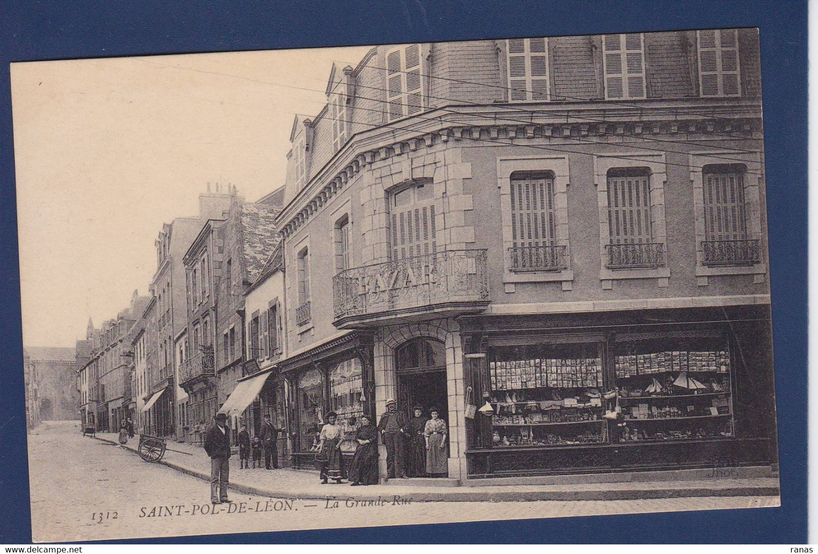 CPA [29] Finistère > Saint-Pol-de-Léon Commerce Shop Devanture Magasin Bazar - Saint-Pol-de-Léon