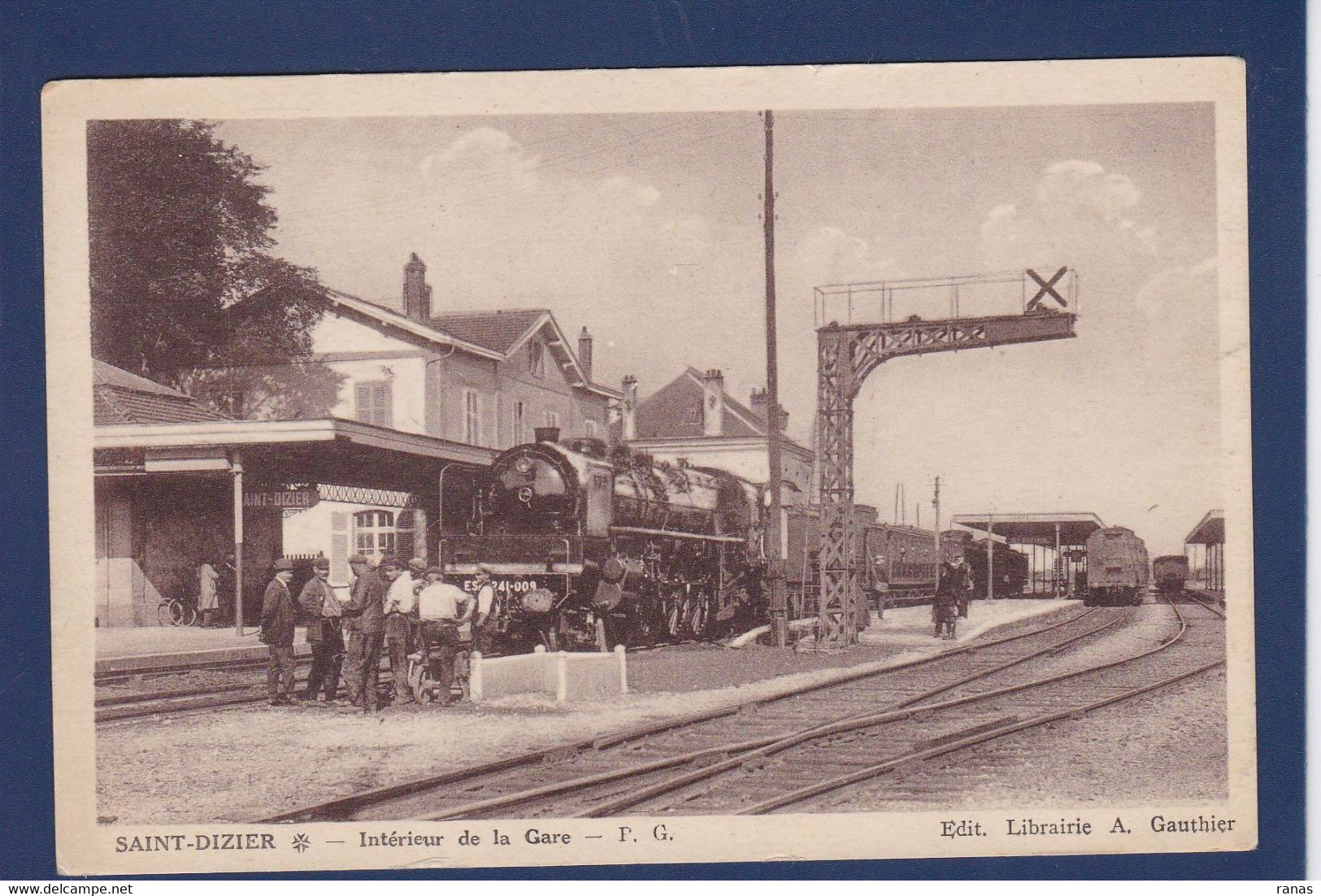 CPA [52] Haute Marne > Saint Dizier Train Gare Station Chemin De Fer écrite - Saint Dizier