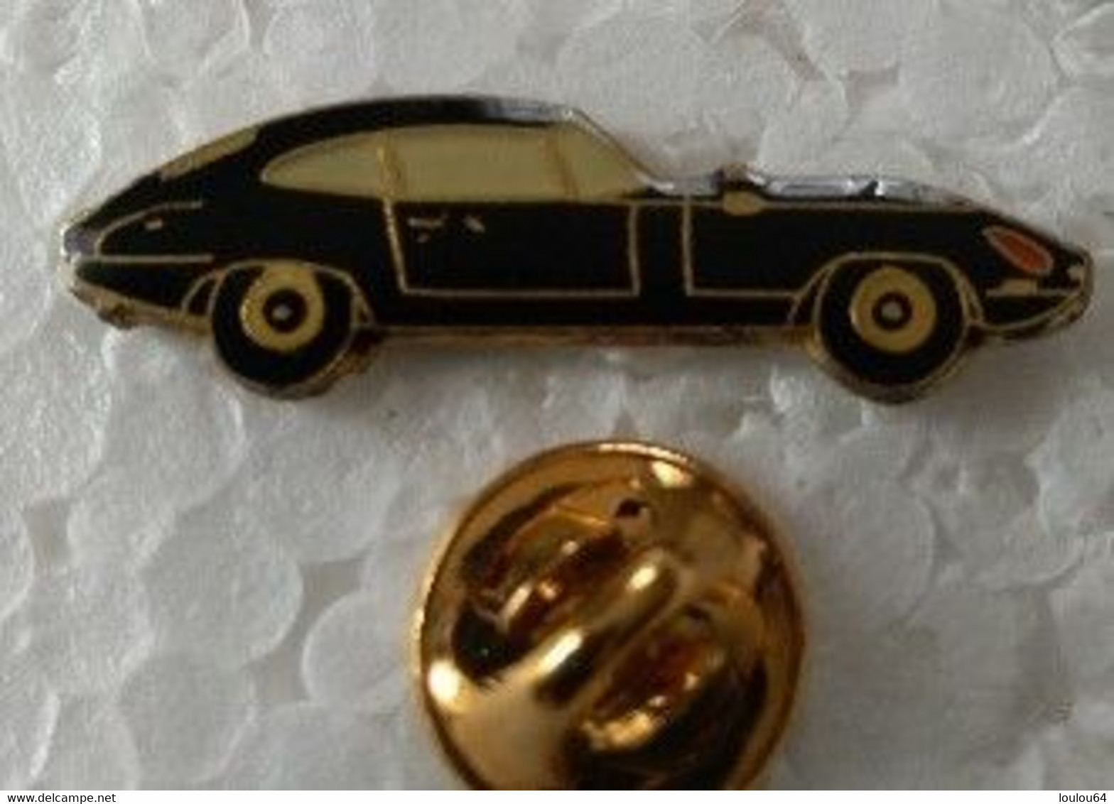 Pin's - Automobiles - Jaguar -TYPE E - Coupé Noir - Collection Shell - - Jaguar