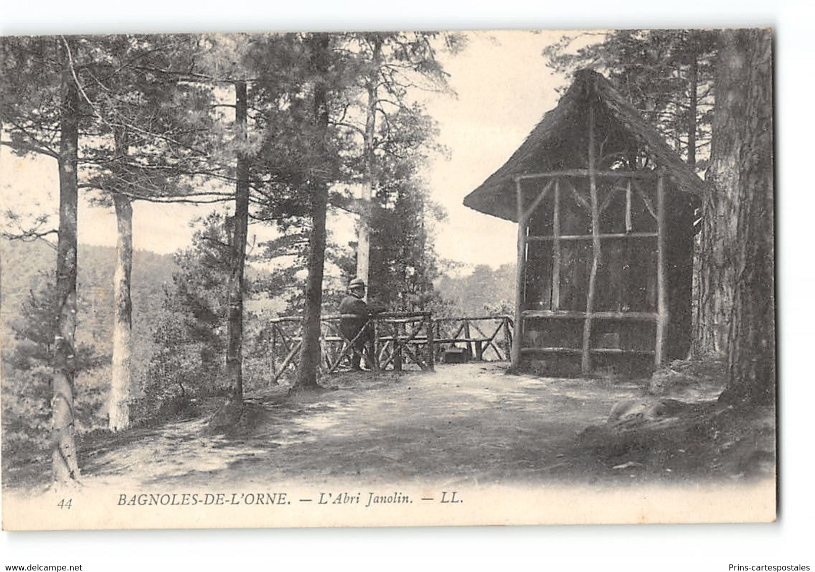 LOT de 110 Cpa de l'Orne - Regmalard - Laigle - Gacé - Mortagne - Argentan - Alençon - Pontchardon - Flers etc....