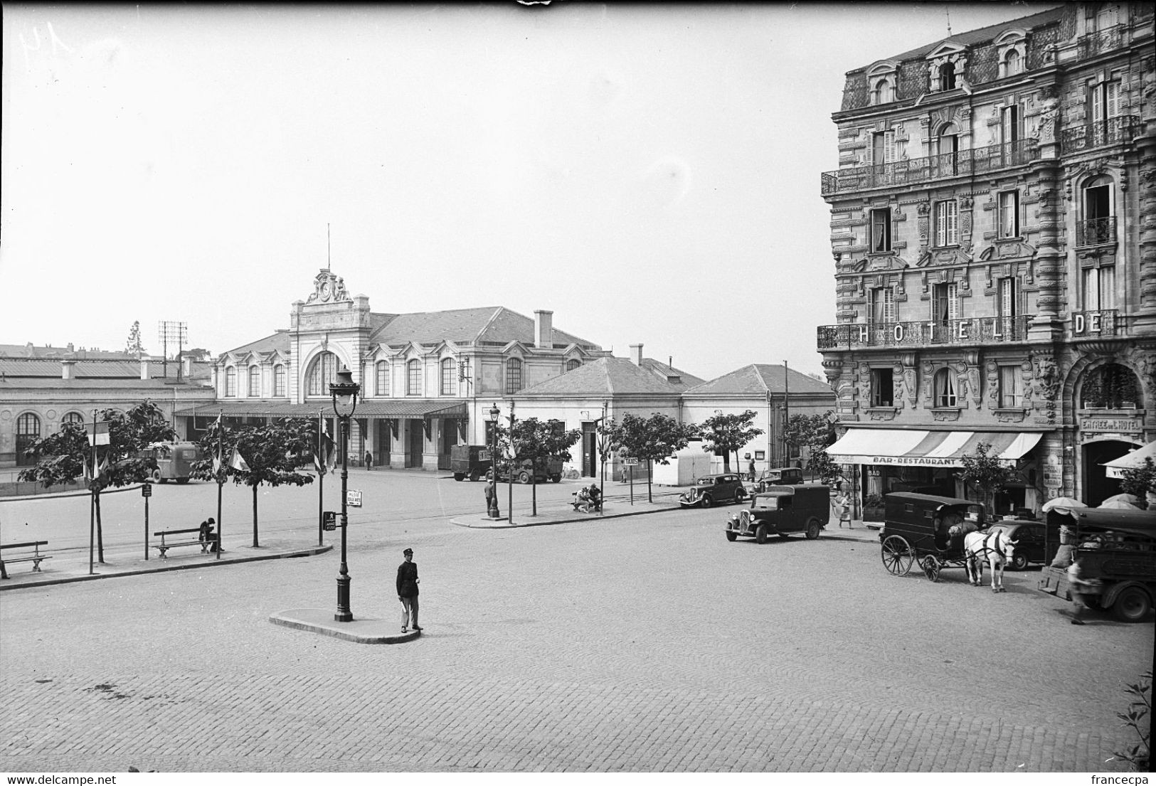 PN - 14 - MAINE ET LOIRE - ANGERS - Place De La Gare - Original Unique - Diapositivas De Vidrio