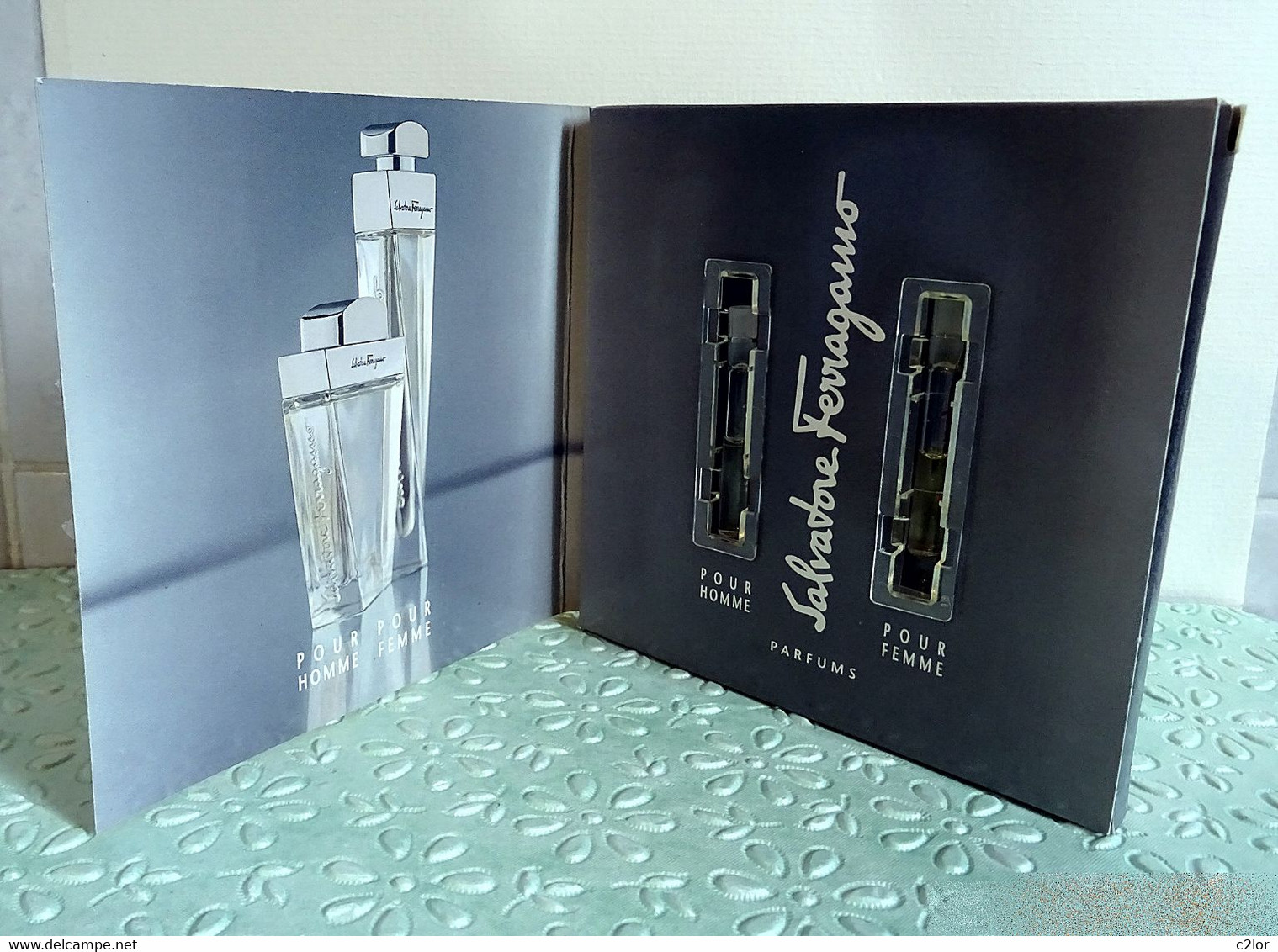 Pochette De 2 échantillons/tubes De Parfum SALVATORE FERRAGAMO (homme Et Femme) - Parfumproben - Phiolen