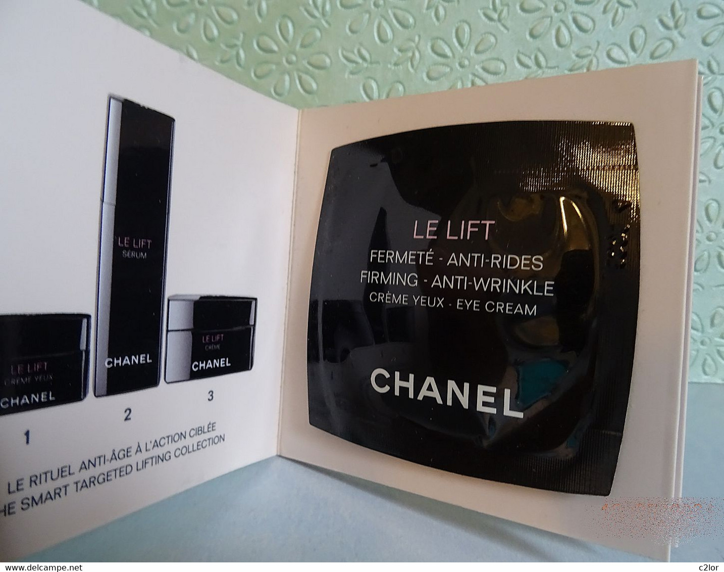 Lot CHANEL De  Doses D'essai "LIFT, HYDRA BEAUTY, LES BEIGES" Sur Cartonnage Pour Collection - Parfumproben - Phiolen