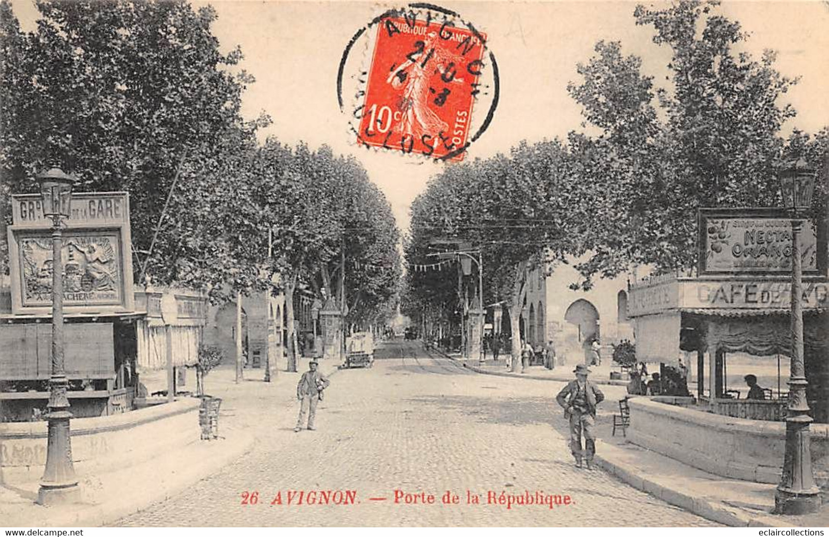 Avignon       84       Porte De La République. Café De La Gare    (voir Scan) - Avignon