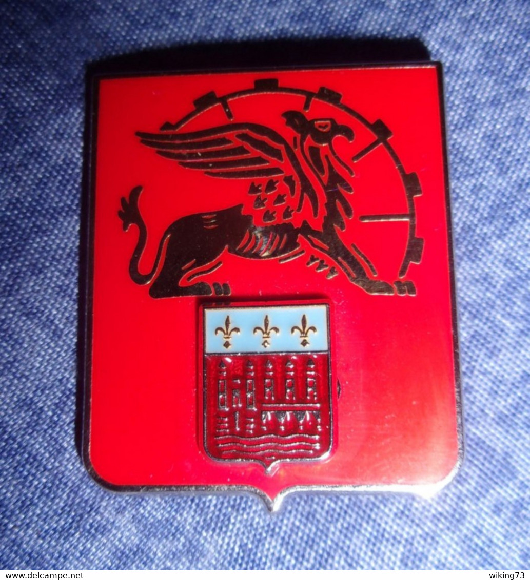 Insigne Base Aérienne 722 - SAINTES - Armée De L' Air - Armée De L'air