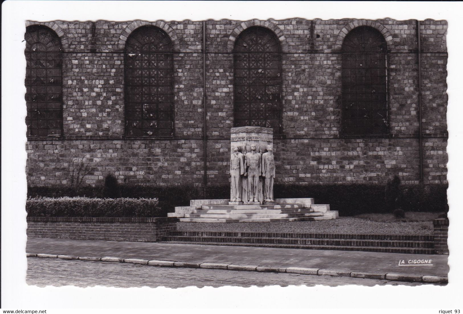 ORCHIES - Monument Des Fusillés Et Des Déportes De La Guerre 1939-1945 - Orchies