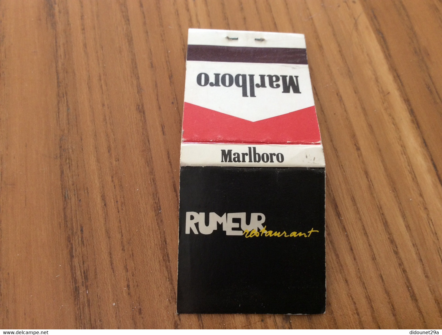 Pochette D'allumettes P. Vendôme "RUMEUR Restaurant - PARIS (75) / Marlboro" (cigarettes) - Boites D'allumettes