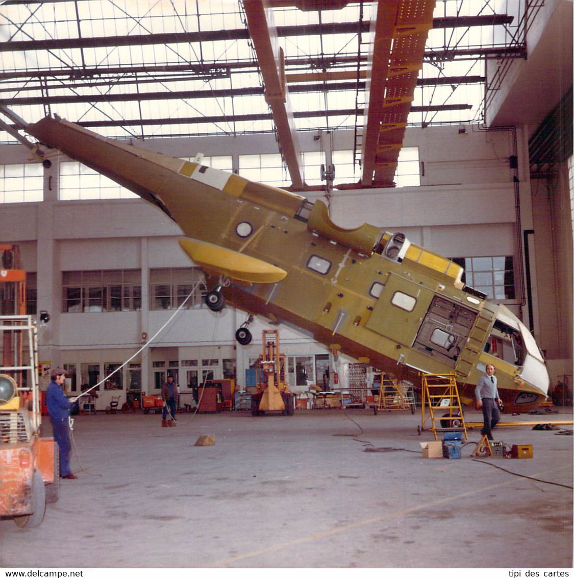 Photo - Aviation - Hélicoptère En Construction - Aviazione