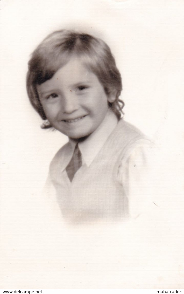 Old Real Original Photo - Portrait Of A Little Boy - Shot 1972 In Sofia - Ca.14x9 Cm - Anonymous Persons