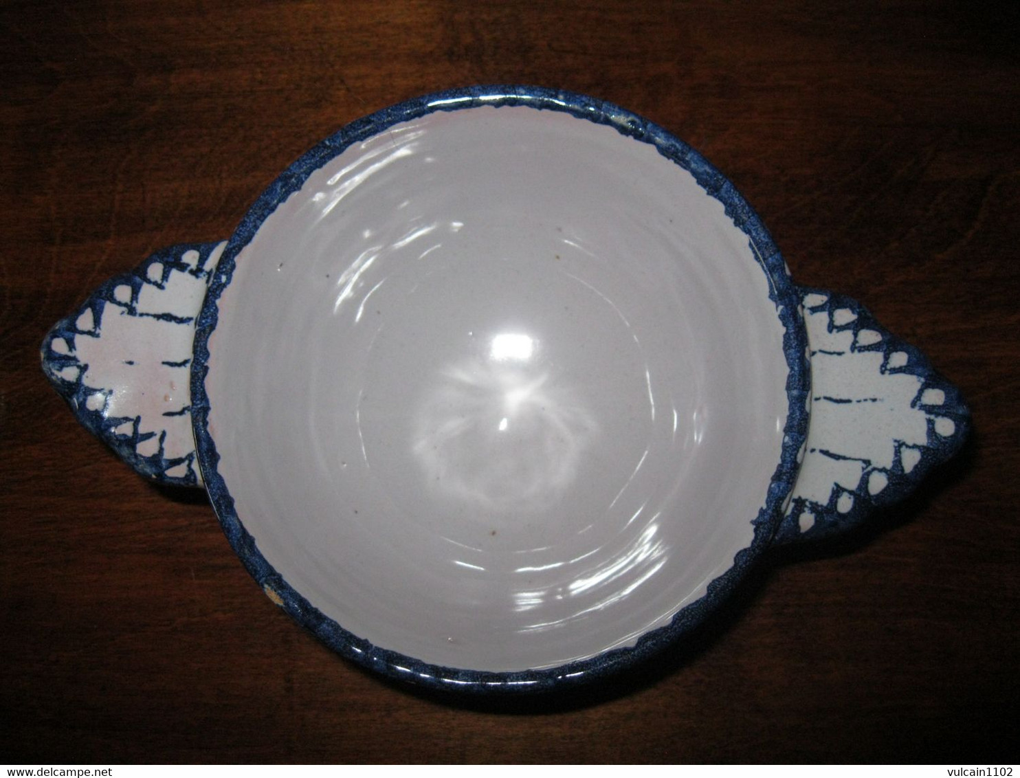 ANCIEN BOL A BOUILLON EN FAIENCE DE CHAROLLES 19ème