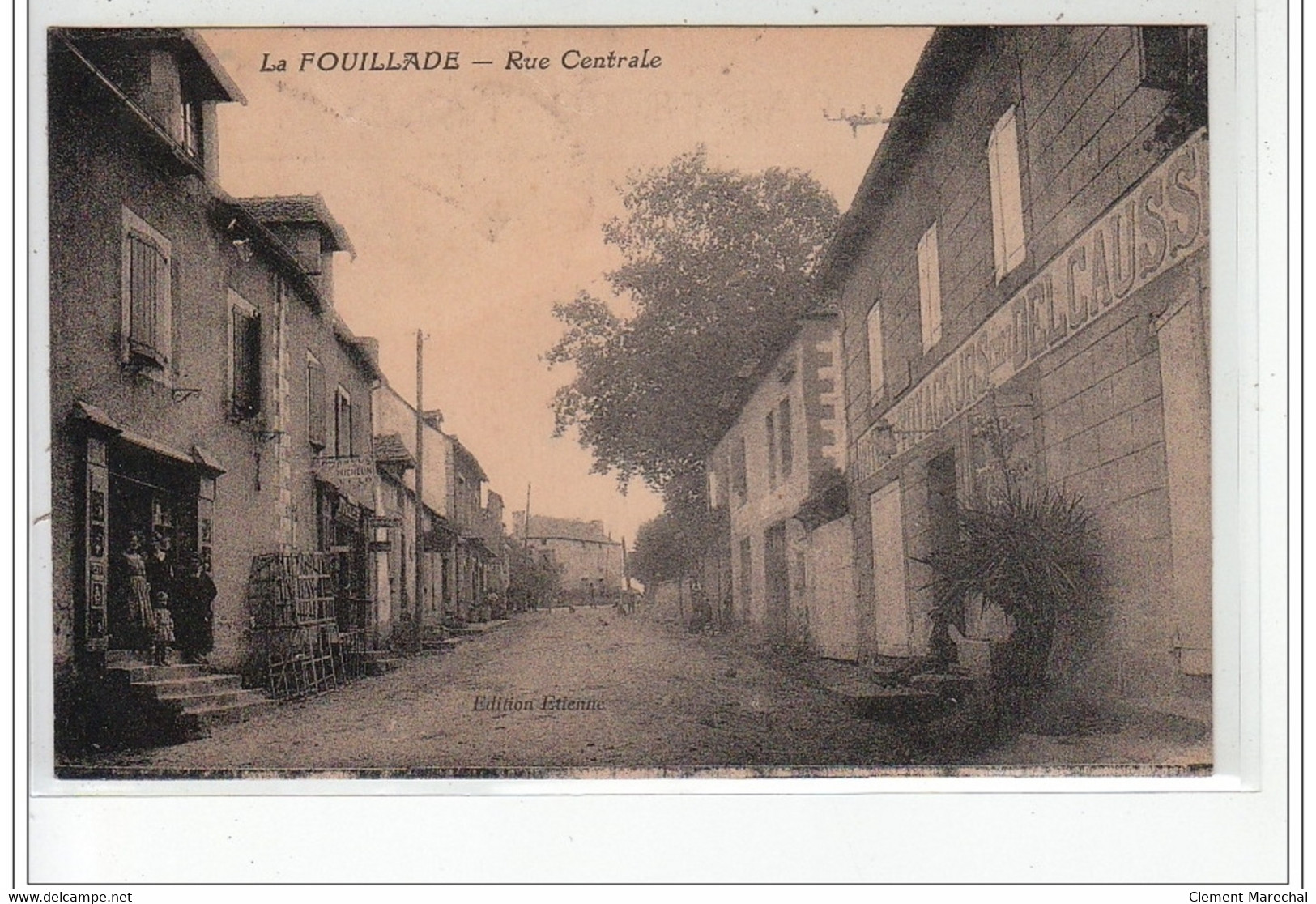 LA FOUILLADE - Rue Centrale - Très Bon état - Altri & Non Classificati