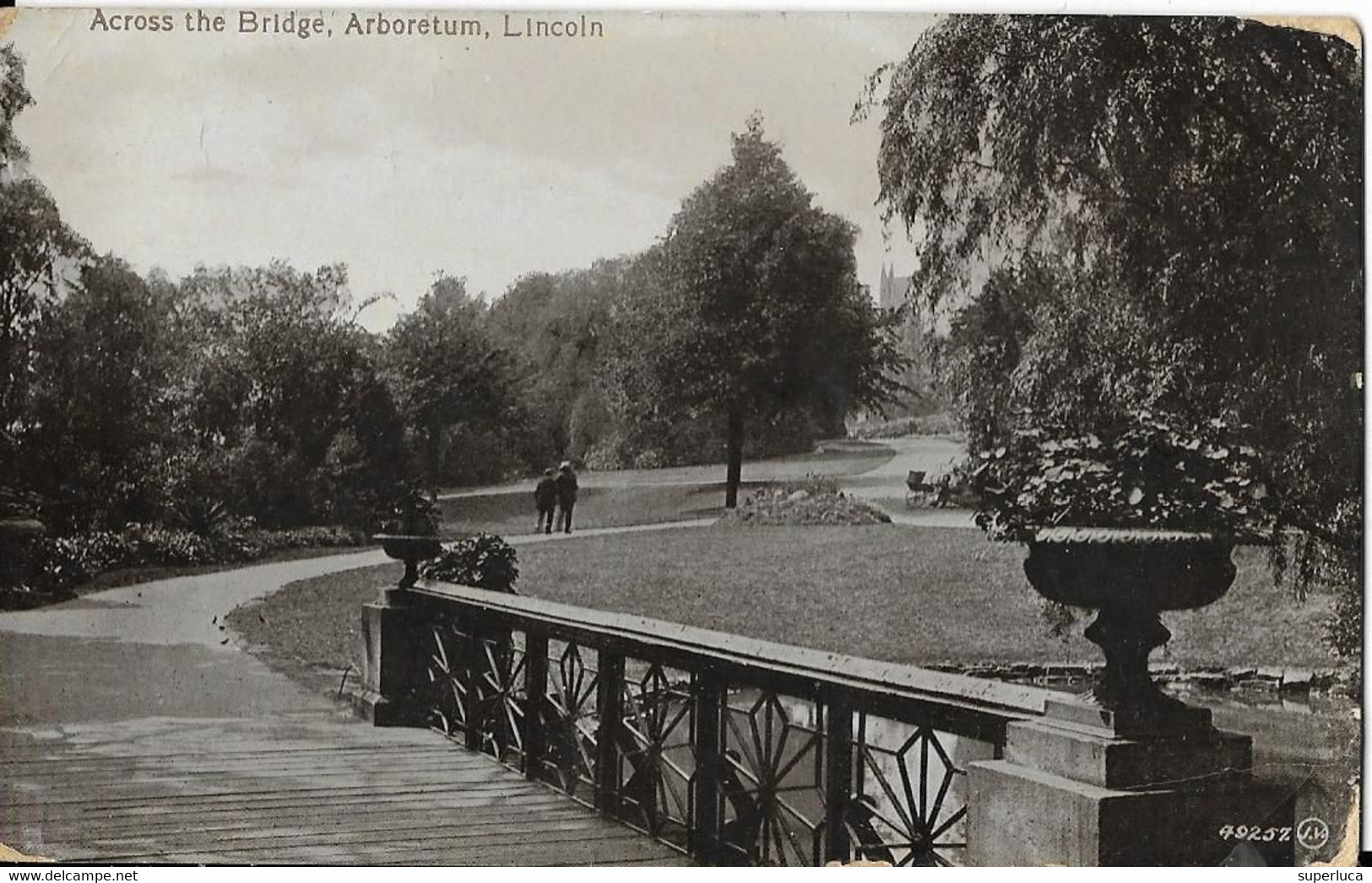 9-LINCOLN-ACROSS THE BRIDGGE-ARBORETUM - Lincoln