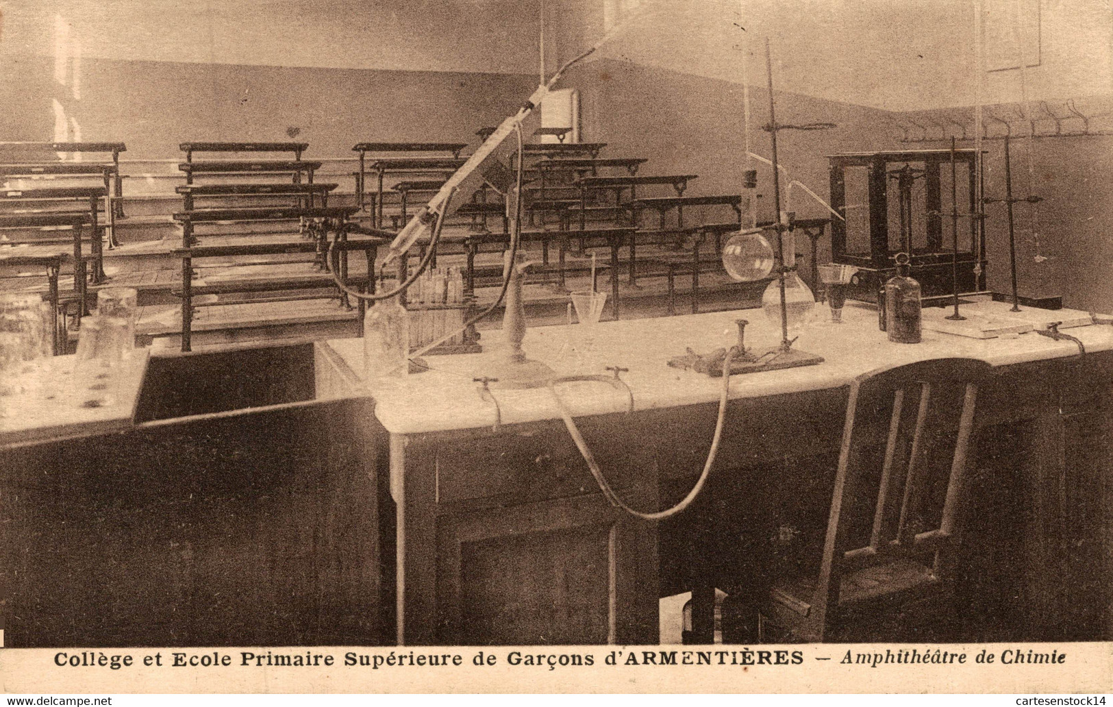 N°11955 Z -cpa Collège Et école Primaire Supérieure De Garçons D'Armentières- - Armentieres