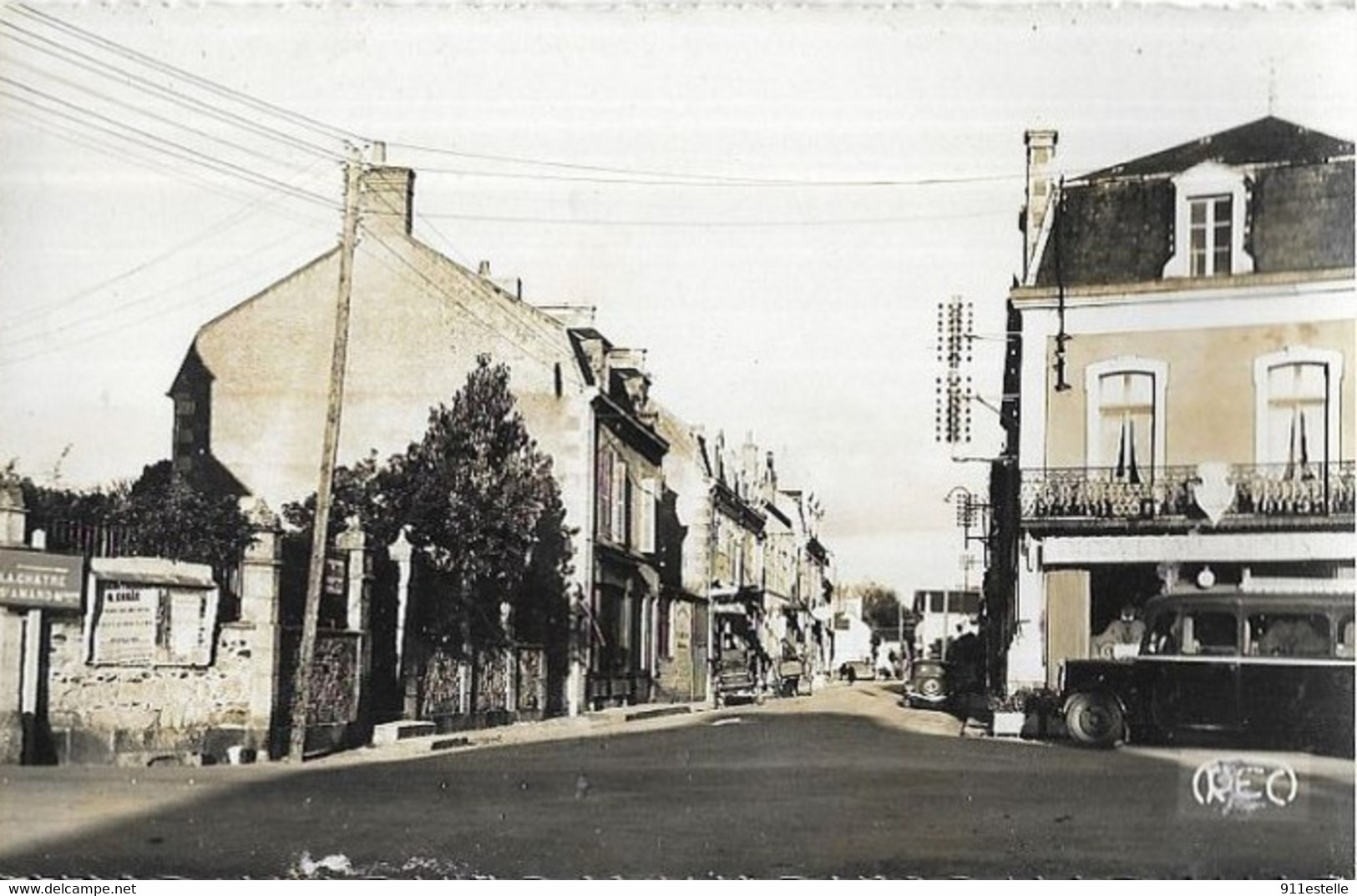 23 BOUSSAC . RUE PIERRE LEROUX - Boussac