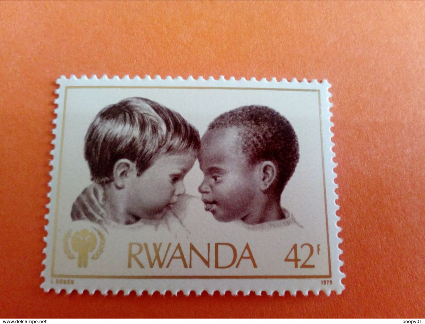 RWANDA - Rwandan Republic - Timbre 1975 : Ethnie - Peuple Du Rwanda Représenté Par 2 Enfants - Neufs
