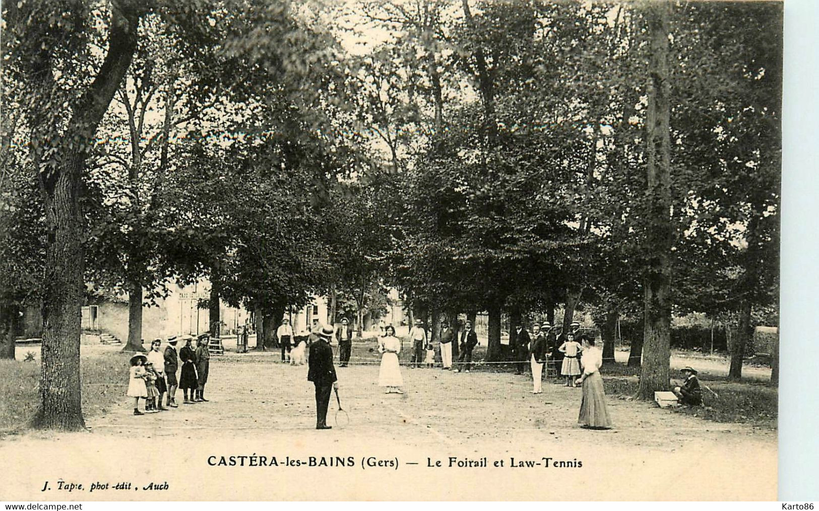 Castéra Les Bains * Le Foirail Et Law Tennis * Jeu Sport De Raquette - Castera