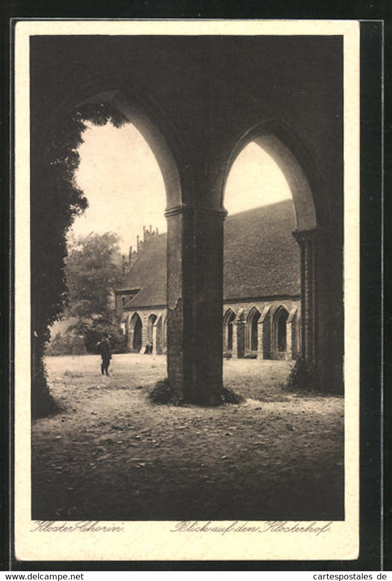 AK Chorin, Blick Auf Den Klosterhof Mit Besucher - Chorin