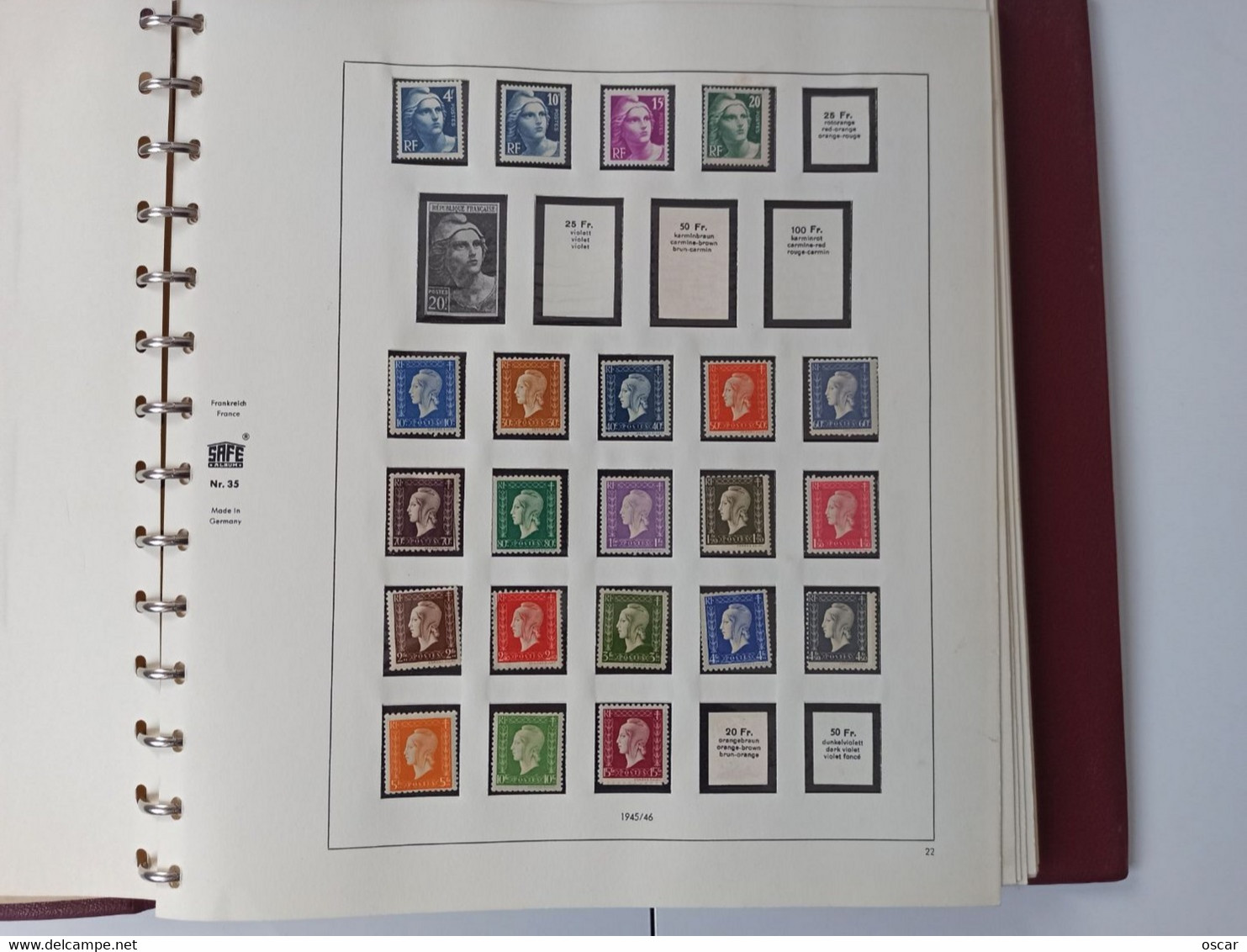 Album Safe Ancienne Génération Avec 372 Timbres - Collections