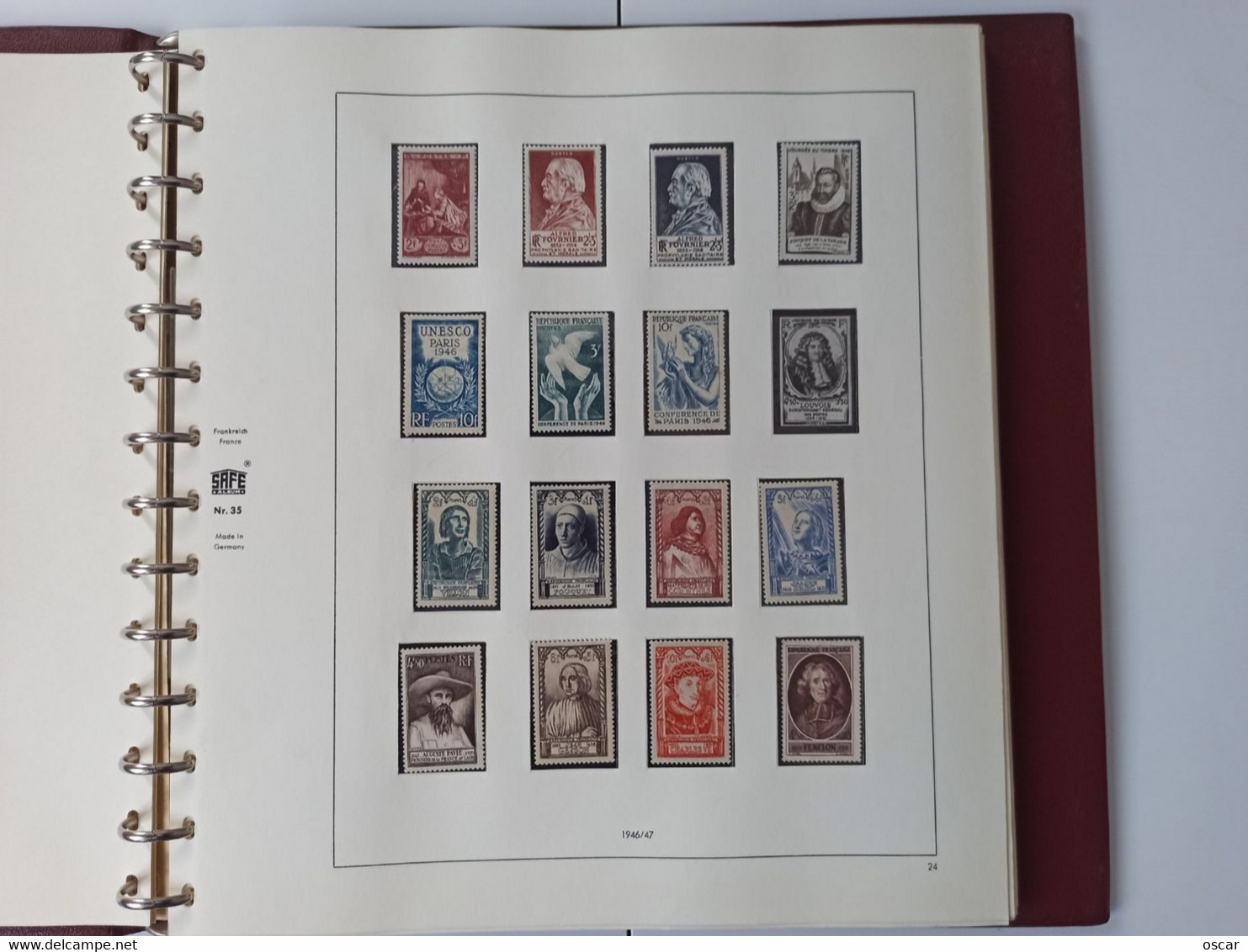 Album Safe ancienne génération avec 372 timbres