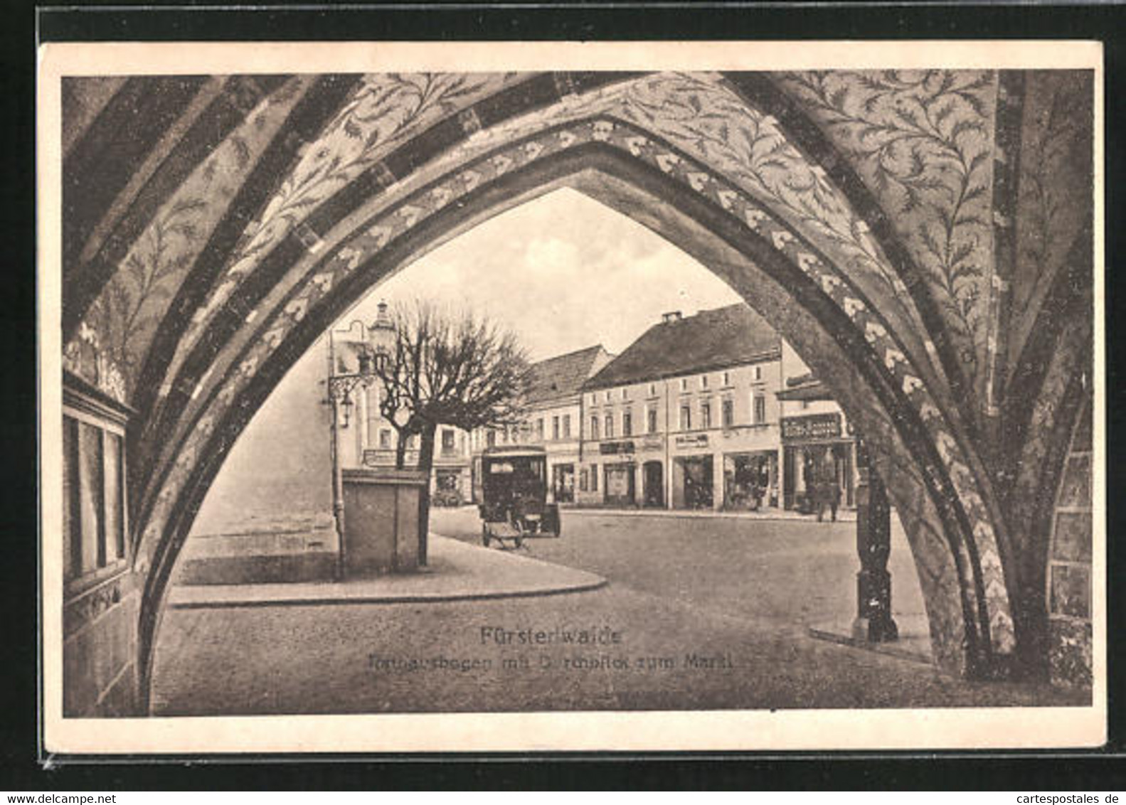 AK Fürstenwalde, Rathausbogen Mit Strassenblick Zum Markt - Fürstenwalde