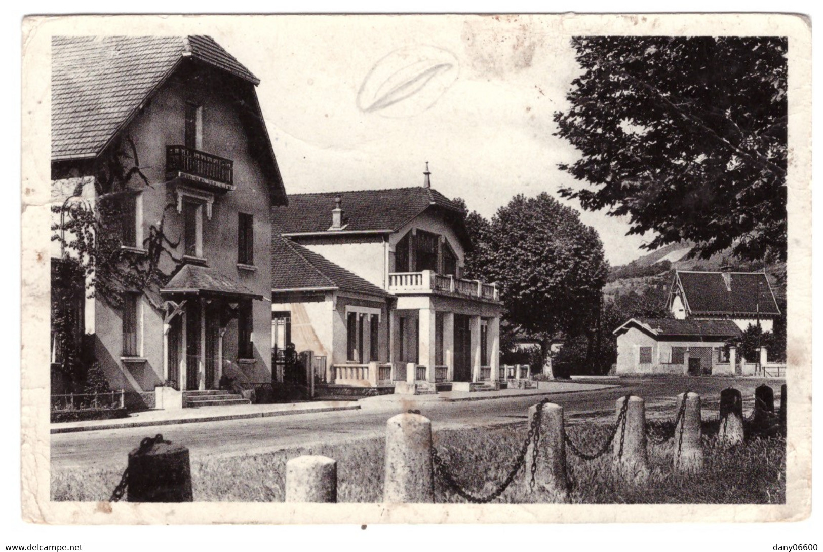 SAINT MARCELLIN -Le Gymnase Et Les Bains (carte Photo) - Saint-Marcellin