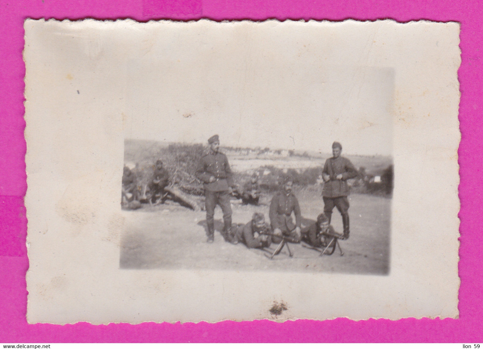 263976 / Bulgaria - A Soldiers In Shooting Training , Real Original Photo 8.7 X 6.0 Cm. , Bulgarie Bulgarien - Guerre, Militaire