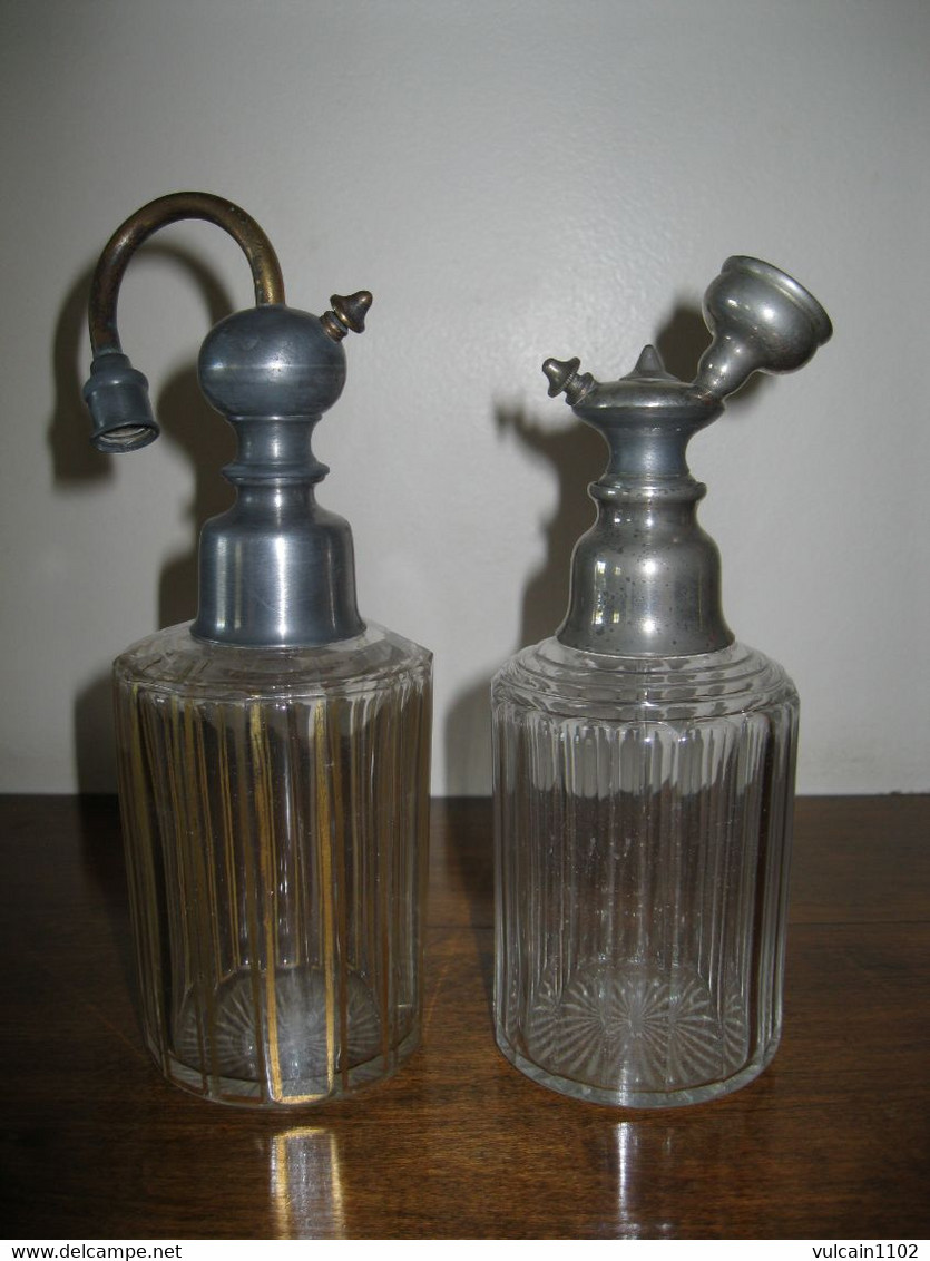 ANCIEN VAPORISATEUR DE PARFUM EN CRISTAL A PANS COUPES 2 PIECES