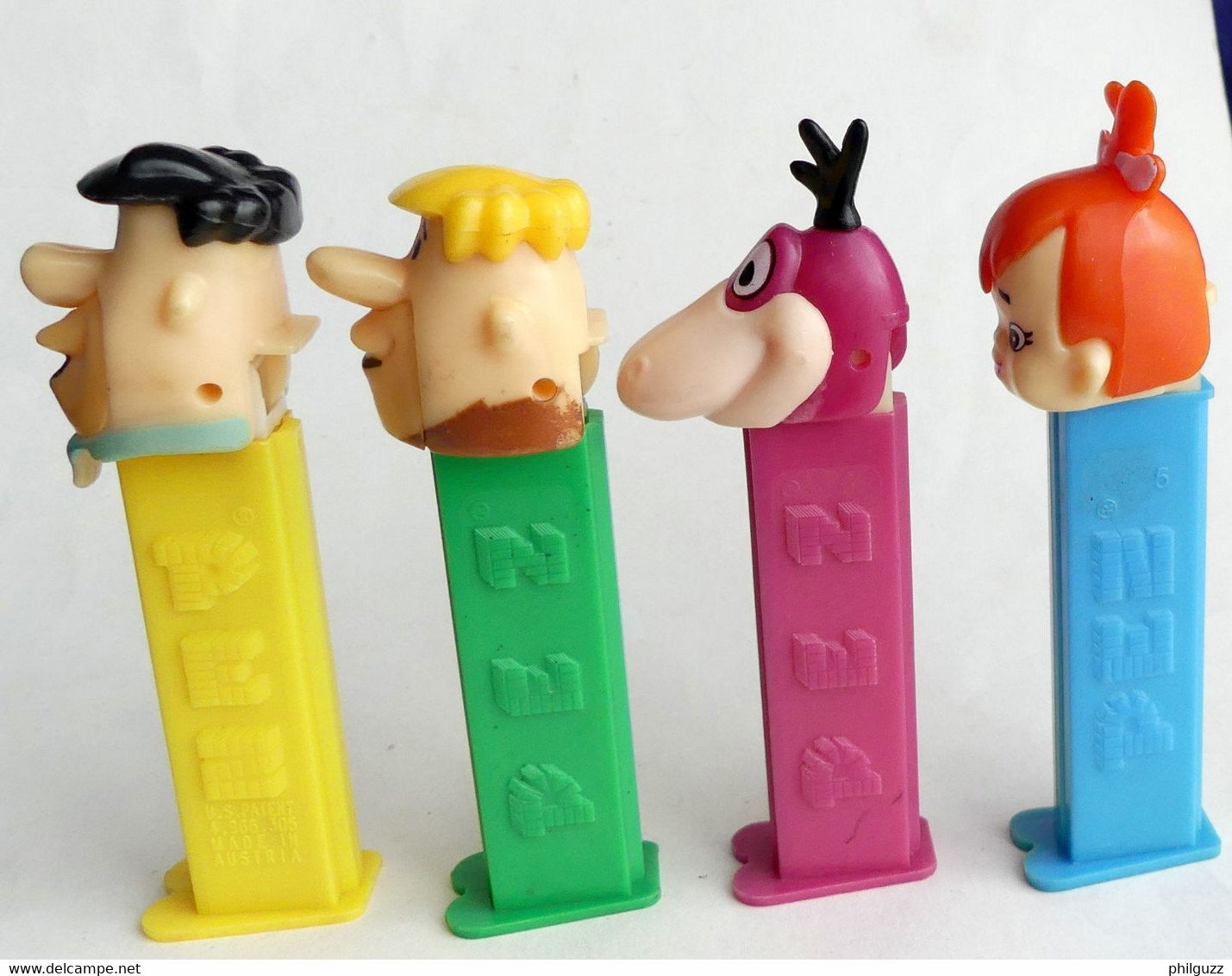 4 FIGURINES PEZ PIERRAFEU 1992 Barney Fred Dino 4.966.305 Austria Usine 8 Pépite 4.966.305 Usine 5 - ( Figurine ) - Pez