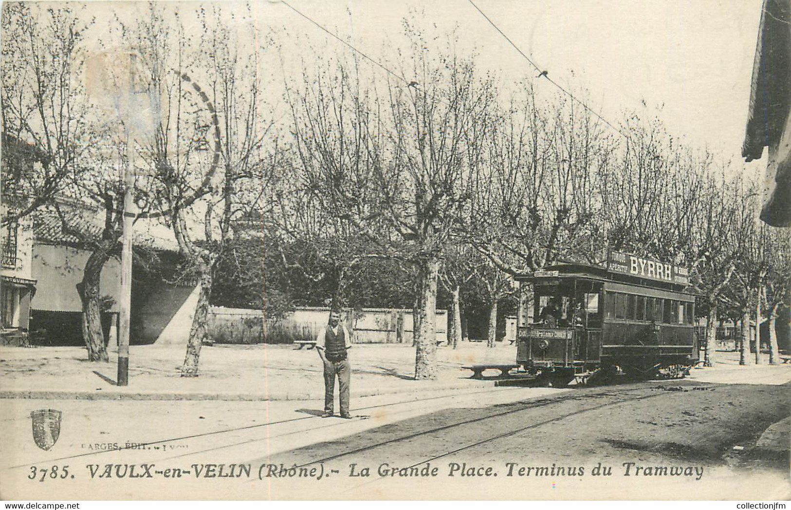 CPA FRANCE 69 "Vaulx En Velin, La Grande Place" / TRAMWAY - Vaux-en-Velin