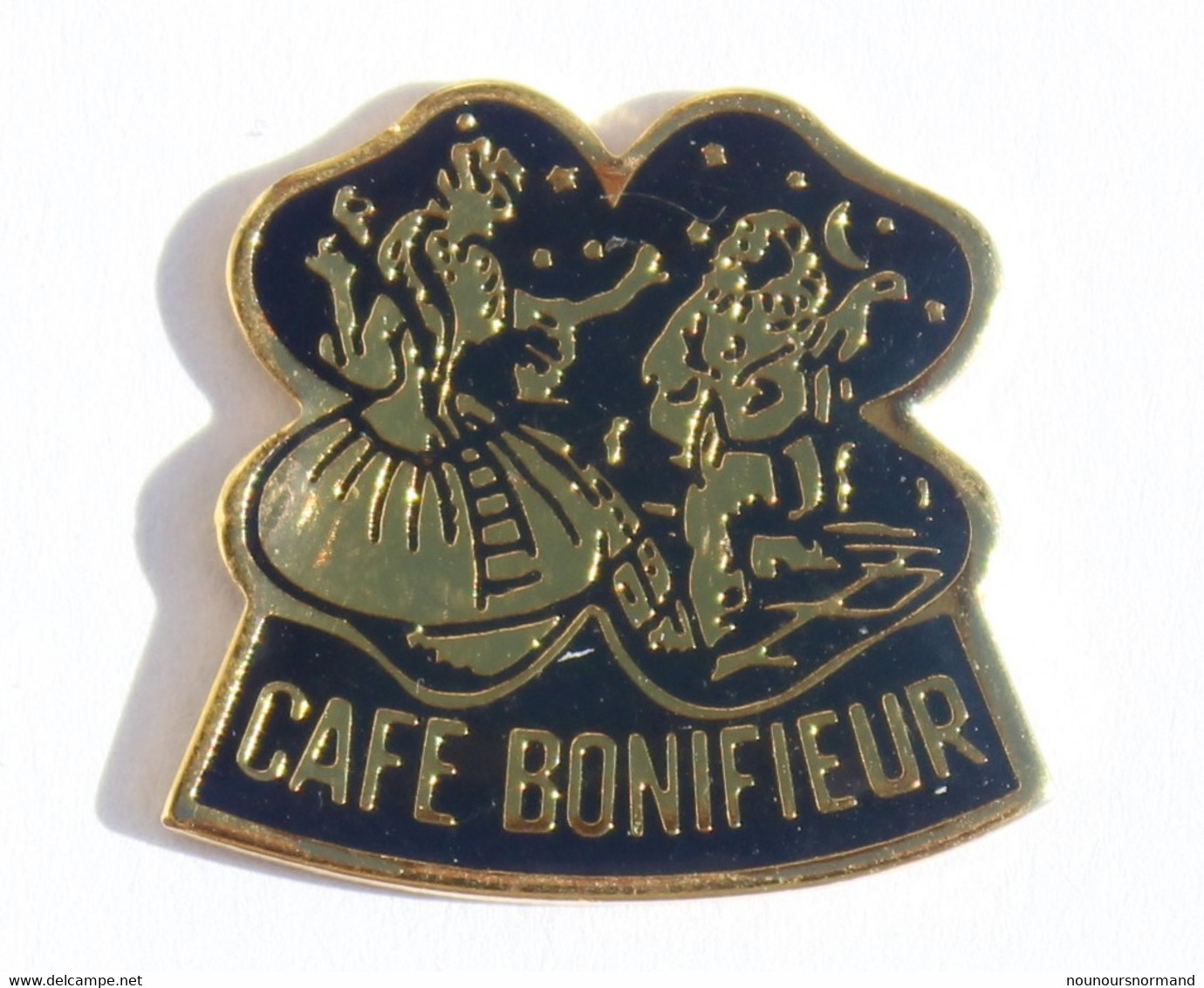 Pin's CAFE BONIFIEUR - Dame De La Belle époque Et Troubadour - Lettres Dorées Sur Fond Noir - K319 - Boissons