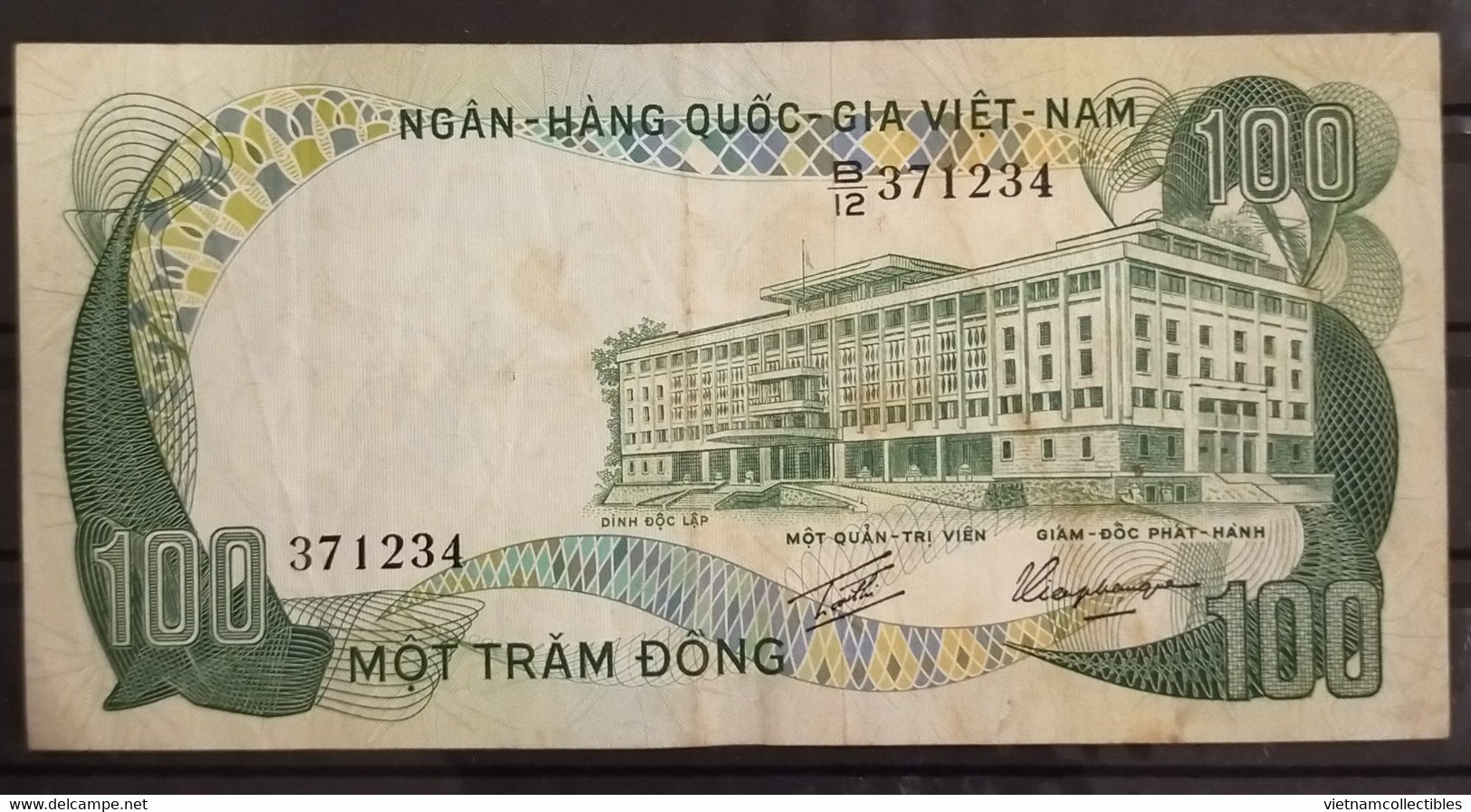 South Viet Nam Vietnam 100 Dông VF Buffalo Banknote Note 1972 - Pick # 31 / 02 Photos - Vietnam