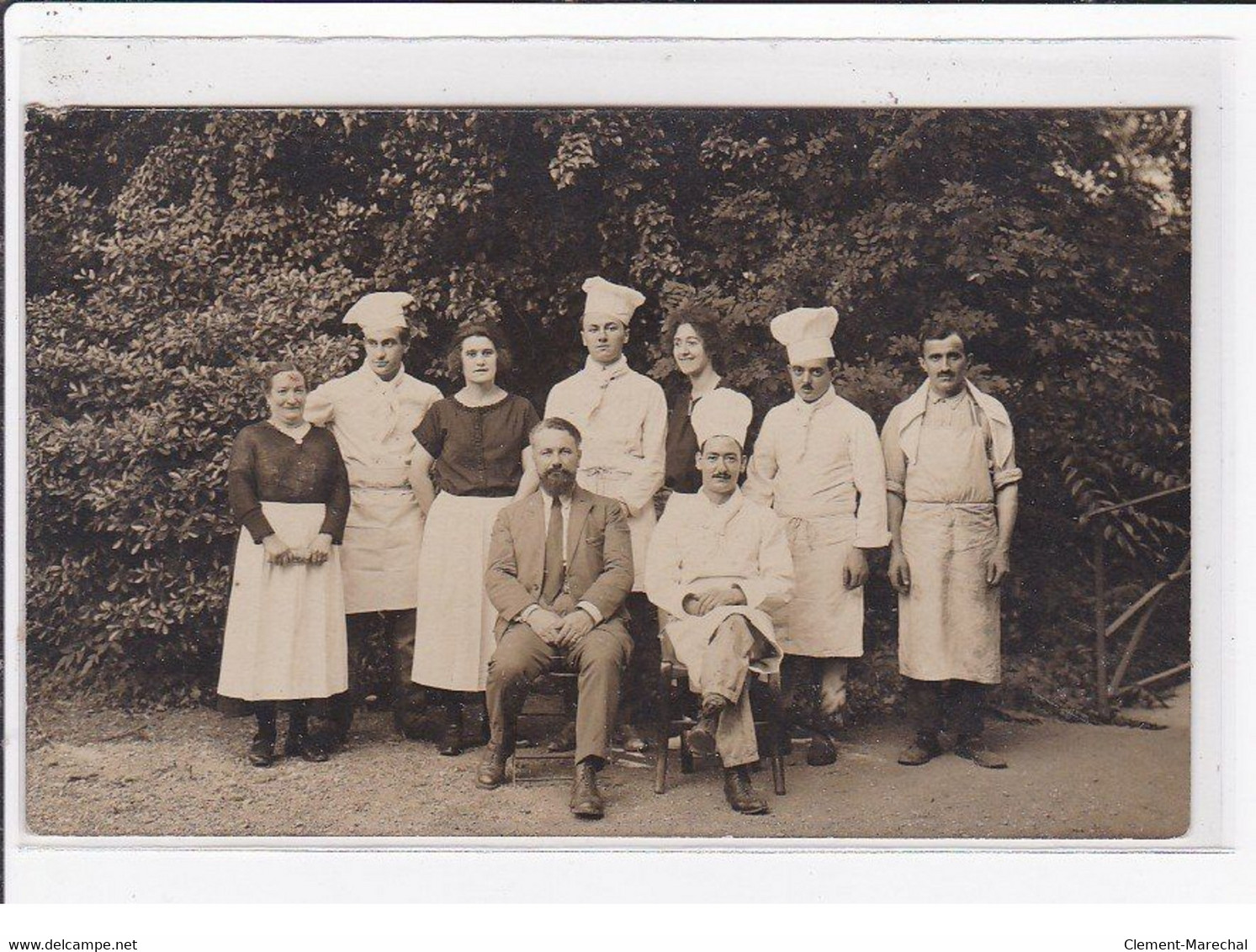 LAMALOU : Carte Photo Du Personnel Du Grand Hotel Des Thermes En 1925 - Très Bon état - Lamalou Les Bains