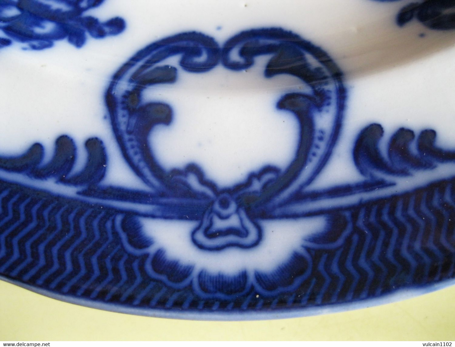 ASSIETTE EN FAIENCE FINE ANGLAISE MANUFACTURE DE COPELAND 19ème MODELE FLOW BLUE - Copeland